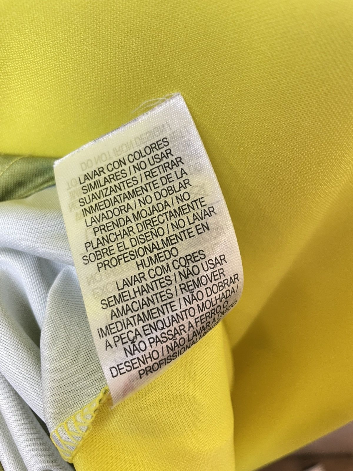 Nike Pele #10 Nike Brasil Jersey Size US XL / EU 56 / 4 - 8 Thumbnail