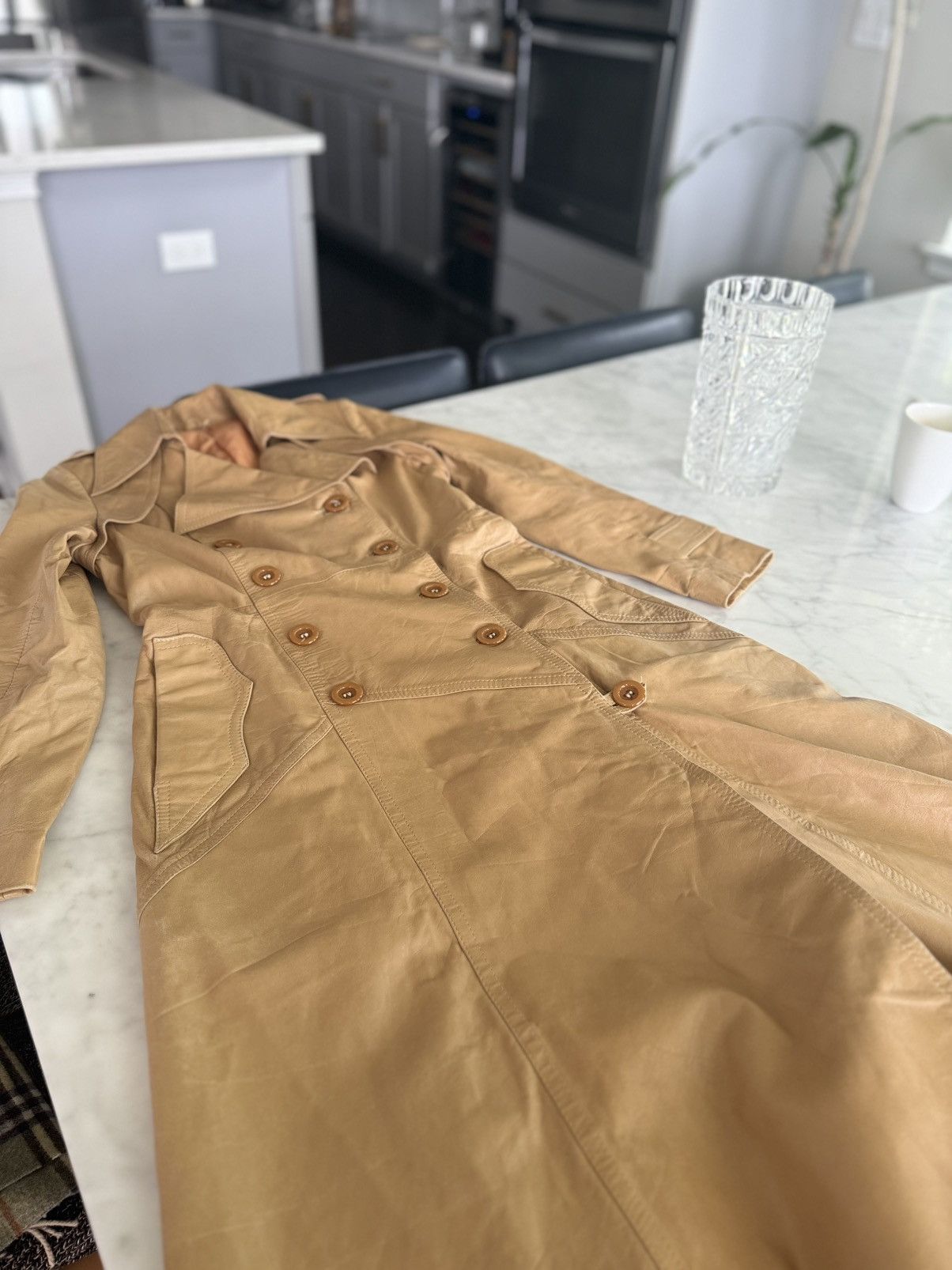 Other Vintage 1960sEuro Camel Leather Double Breasted Trench Coat Size M / US 6-8 / IT 42-44 - 13 Thumbnail