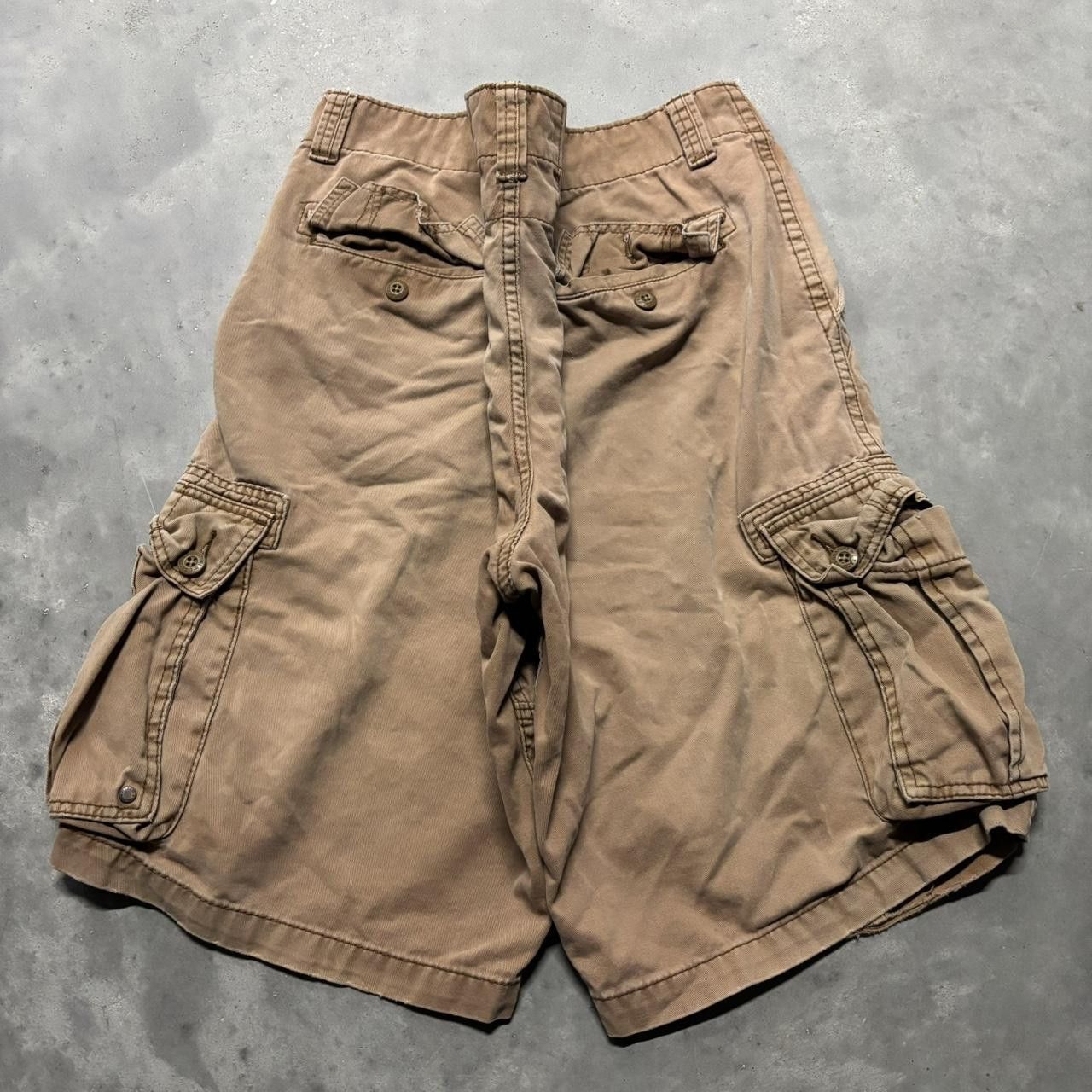 Levi's × Vintage Crazy Vintage Y2K/2000s Baggy Faded Brown Levi’s Skater Cargo Shorts! Size US 36 / EU 52 - 6 Thumbnail