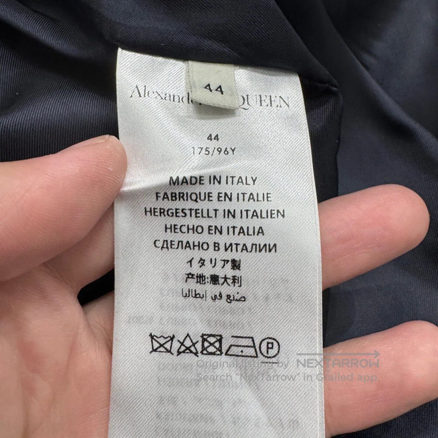 Alexander McQueen ALEXANDER MCQUEEN Double-layered wool suit jacket with a c Size US S / EU 44-46 / 1 - 4 Thumbnail