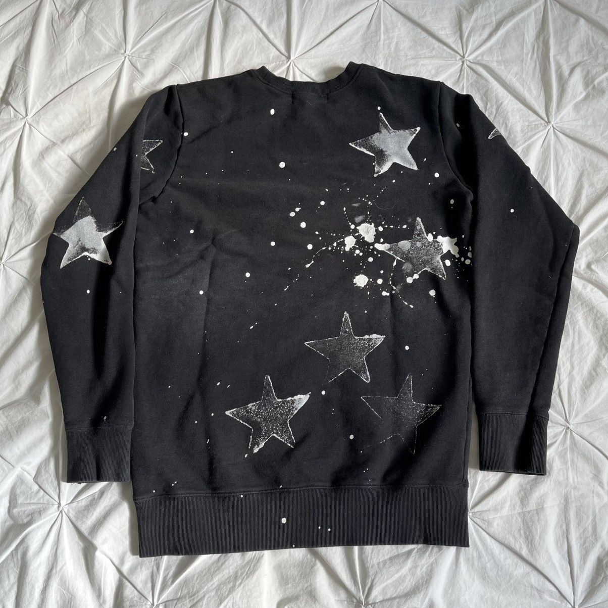 Acne Studios Acne Studios Bliss Merci Paw13 Star Paint Splattered Sweater Size US L / EU 52-54 / 3 - 11 Thumbnail