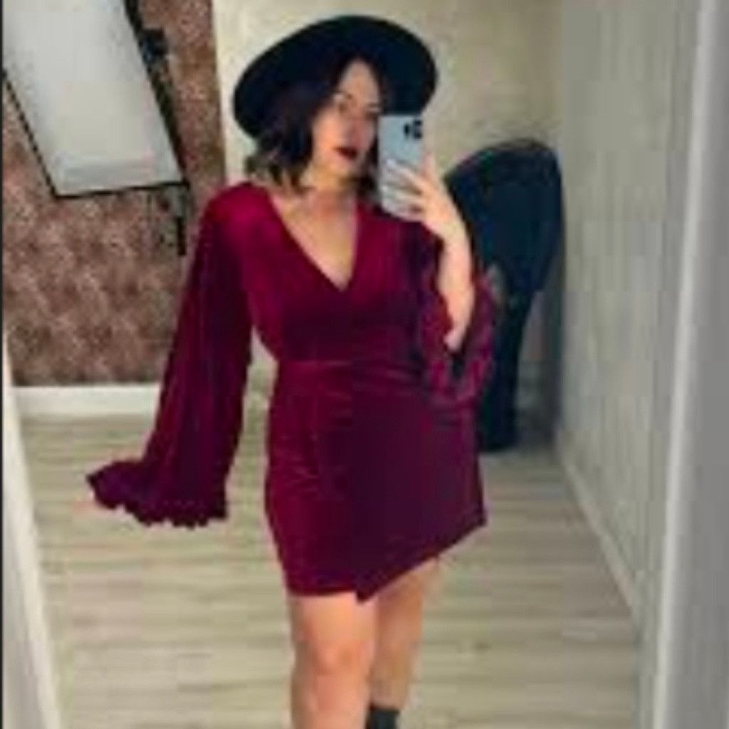 Other Little City Rock Wine Velvet Wrap Dress Size 16 Size XXL / US 16-18 / IT 52-54 - 1 Thumbnail