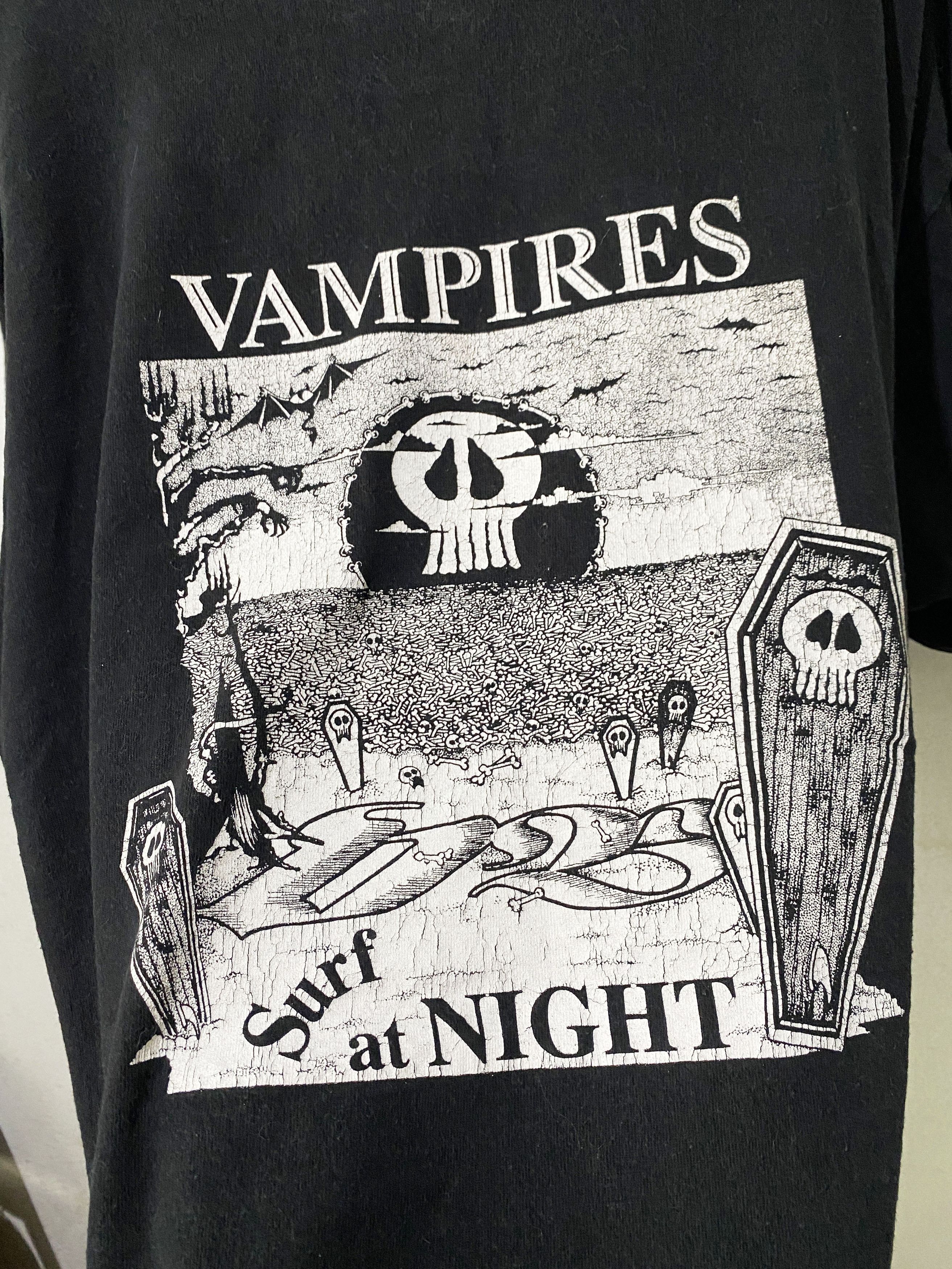 Vintage Vintage 90s Vampires Shirt Size US XL / EU 56 / 4 - 2 Thumbnail