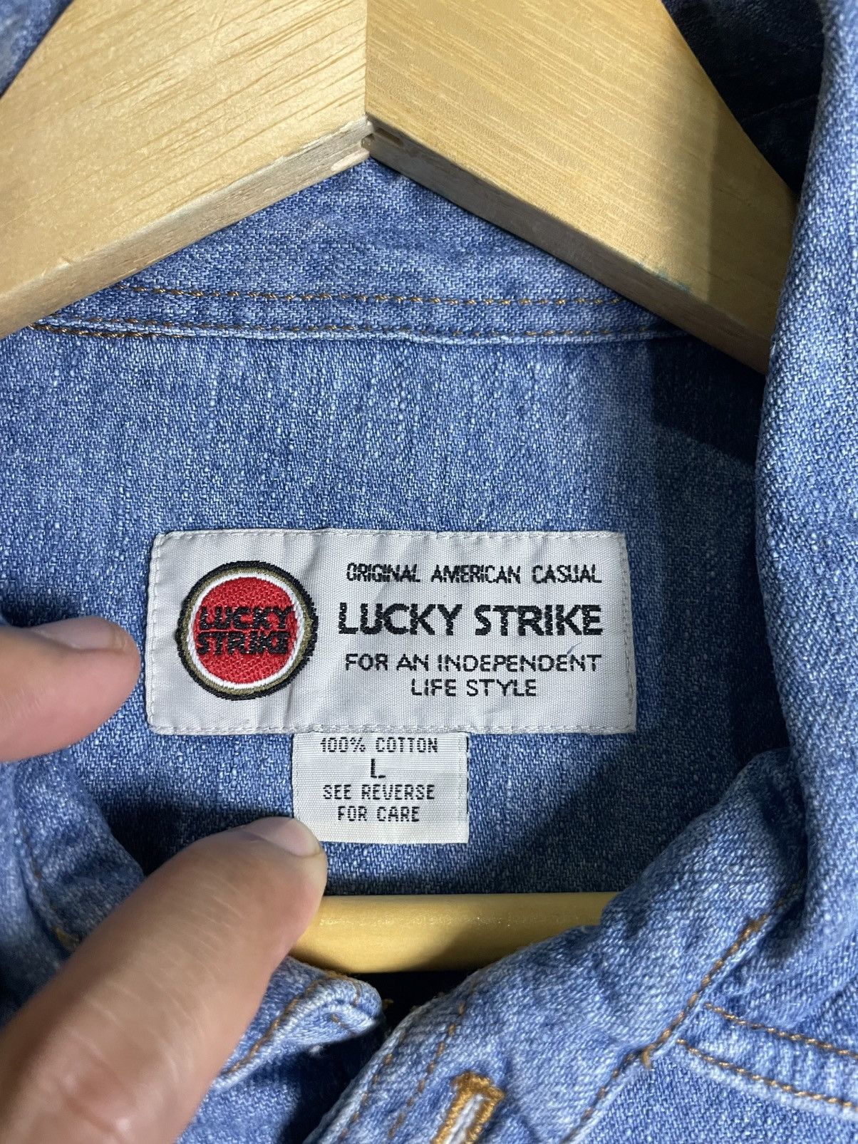 Japanese Brand × Vintage Lucky Strike Denim Bomber Jacket (25) Size US L / EU 52-54 / 3 - 8 Thumbnail