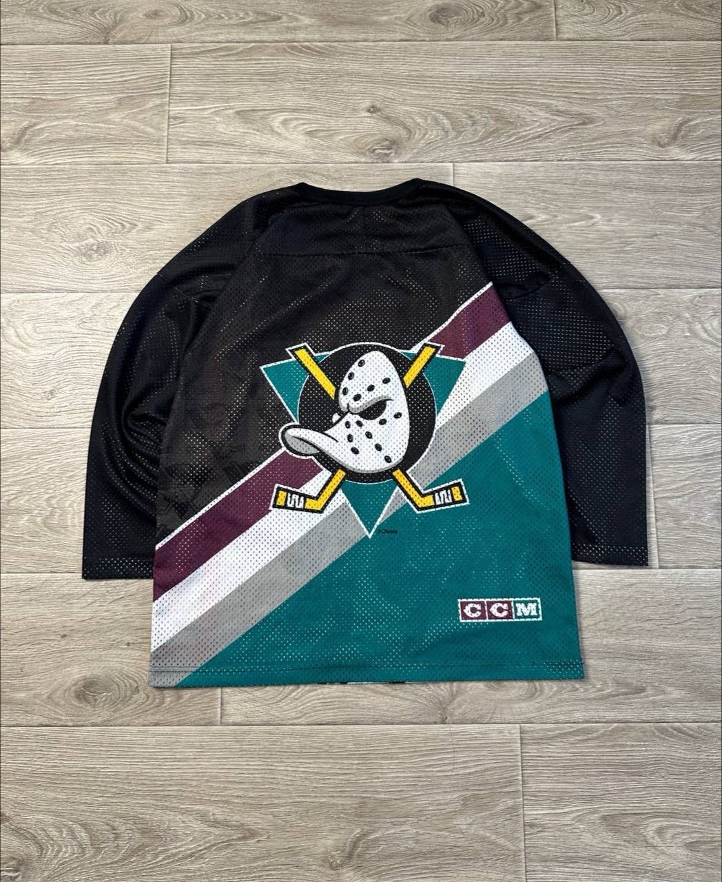Ccm Vintage 90s Mighty Ducks CCM All Over Jersey Size S/M Size US M / EU 48-50 / 2 - 3 Thumbnail