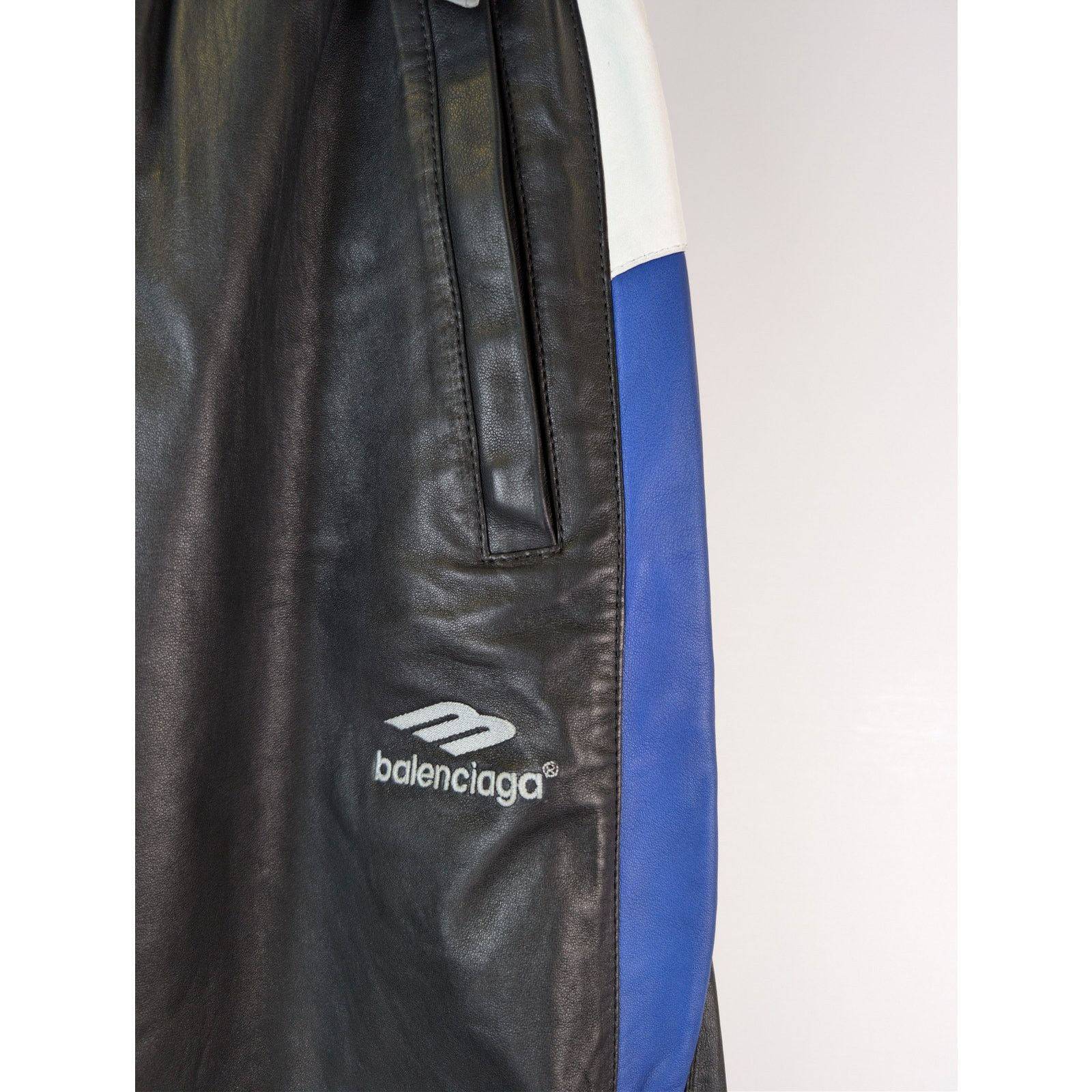 Balenciaga o1rshd1 Smooth Soft Leather Tracksuit Pants Black/Blue/White Size US 30 / EU 46 - 5 Thumbnail