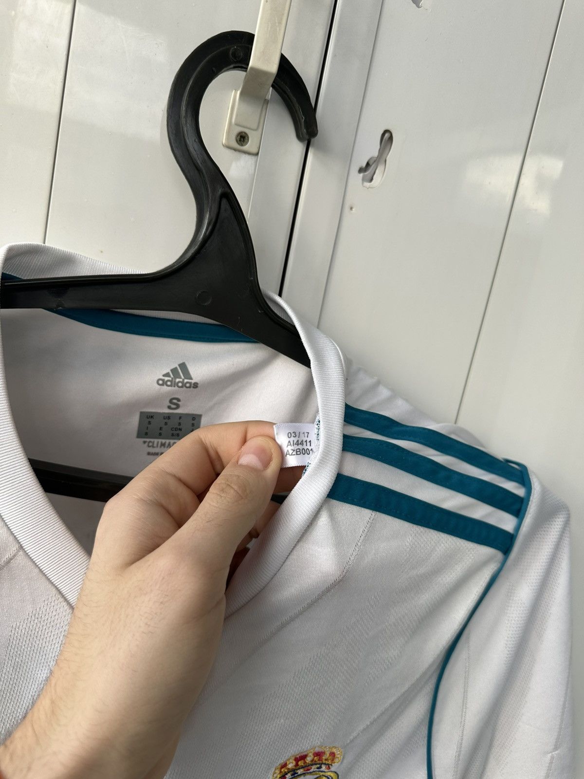Adidas Real Madrid 2016/2017 Ronaldo Adidas Jersey Size US M / EU 48-50 / 2 - 13 Thumbnail