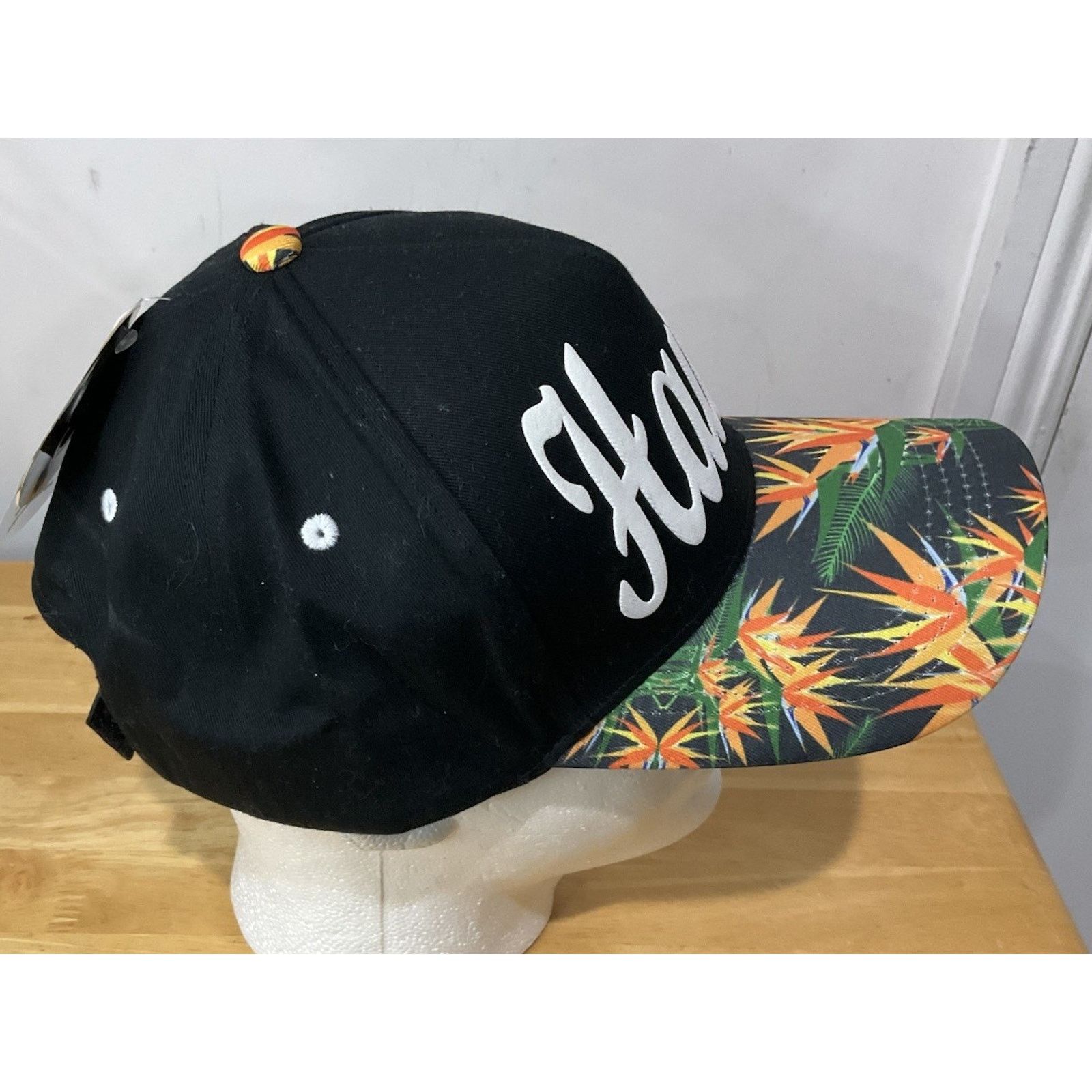 Robin Ruth Nwt Robin Ruth Hawaii Original Baseball Cap Hat Adjustable Size ONE SIZE - 4 Thumbnail