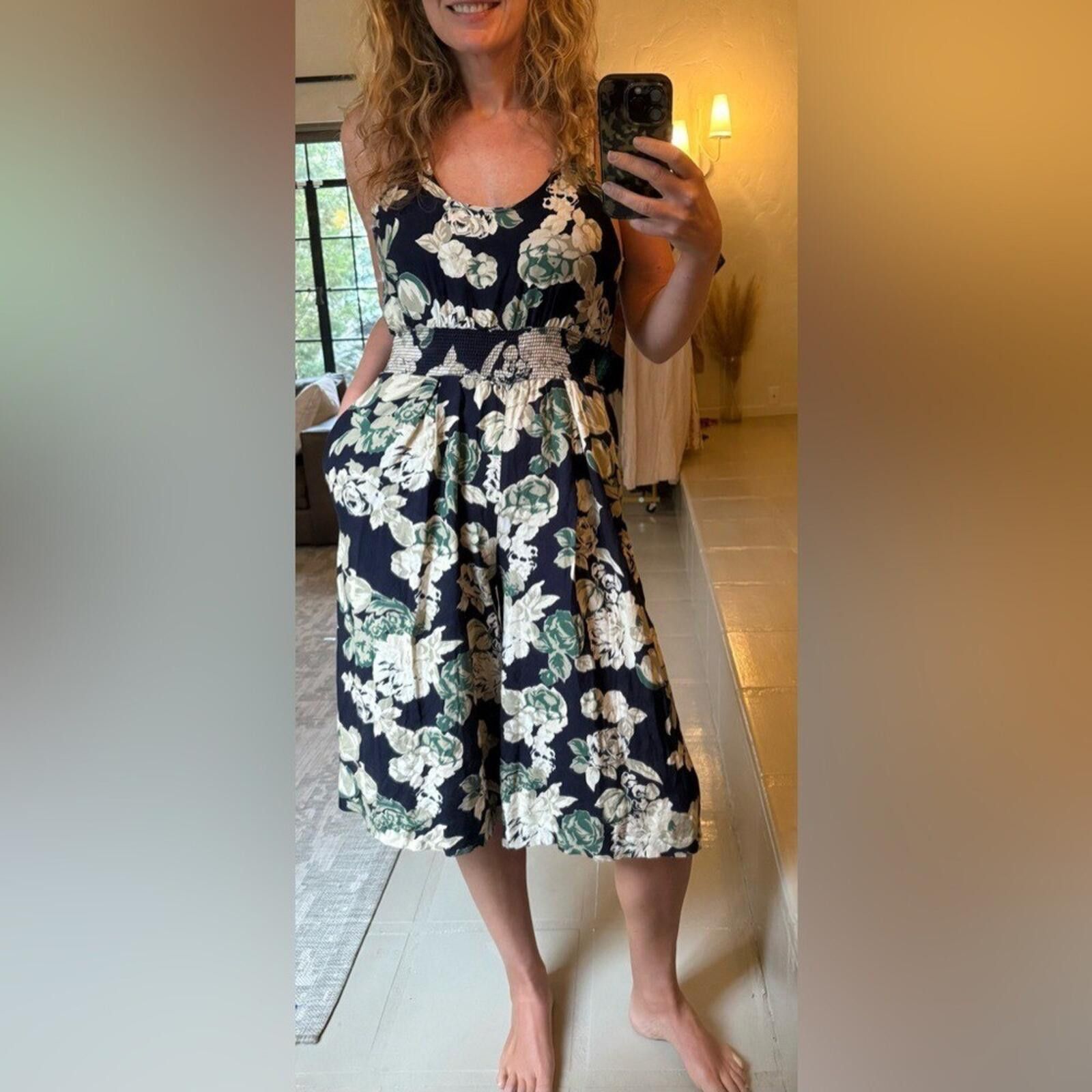 Other Vintage Carol Anderson Floral Crop Jumpsuit Navy Smocked 6 Size 28" / US 6 / IT 42 - 1 Thumbnail