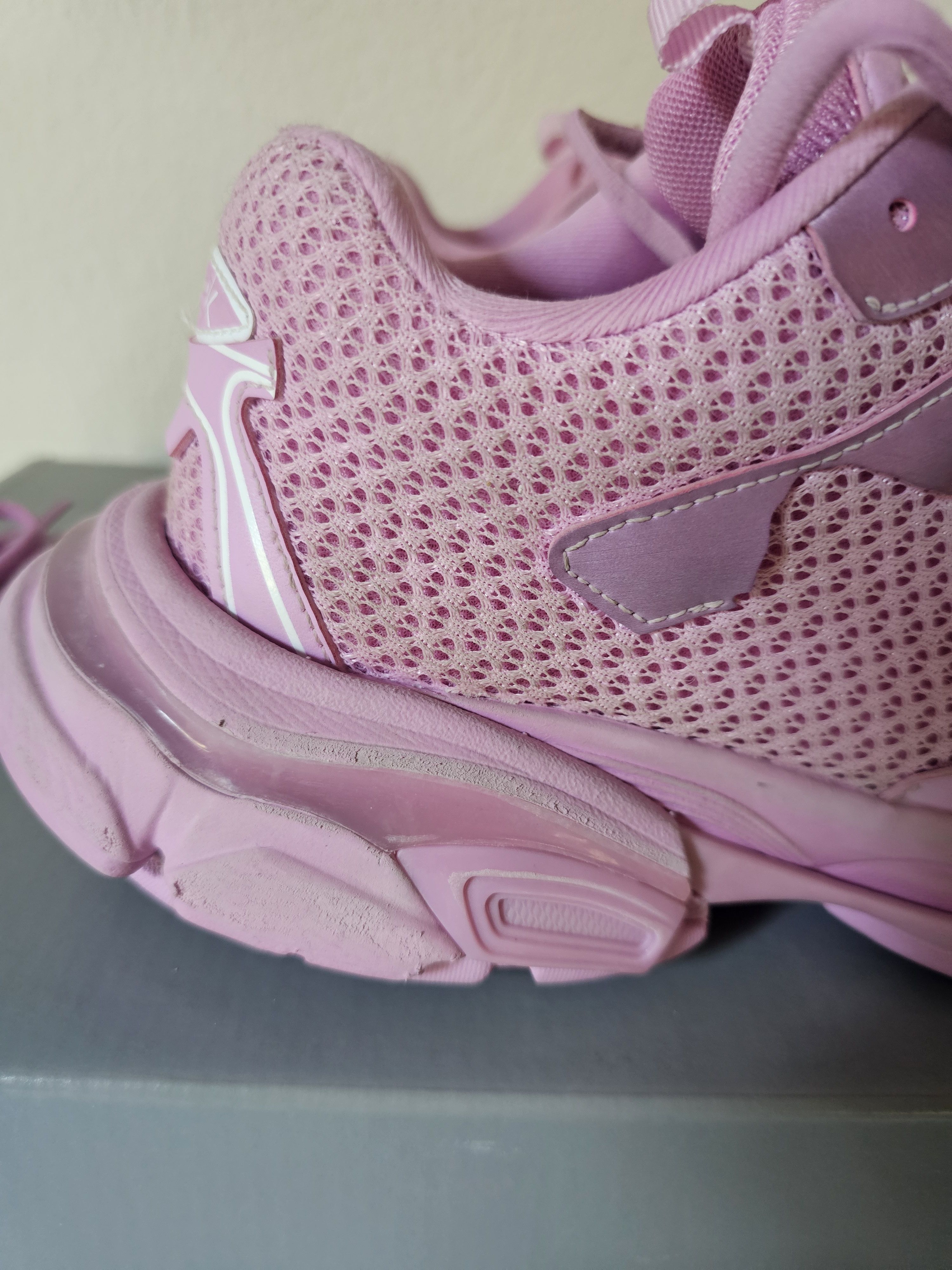 Balenciaga NEW EU 38 Balenciaga track 3 pink distressed sneakers Size US 8 / IT 38 - 7 Thumbnail