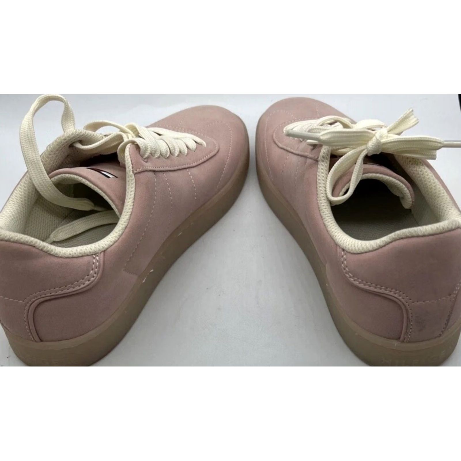 Tommy Hilfiger VINTAGE Tommy Hilfiger Platform Sneakers Women’s 6.5 Blush Pink Lace Up Casual Low Top Size M / US 6-8 / IT 42-44 - 5 Thumbnail