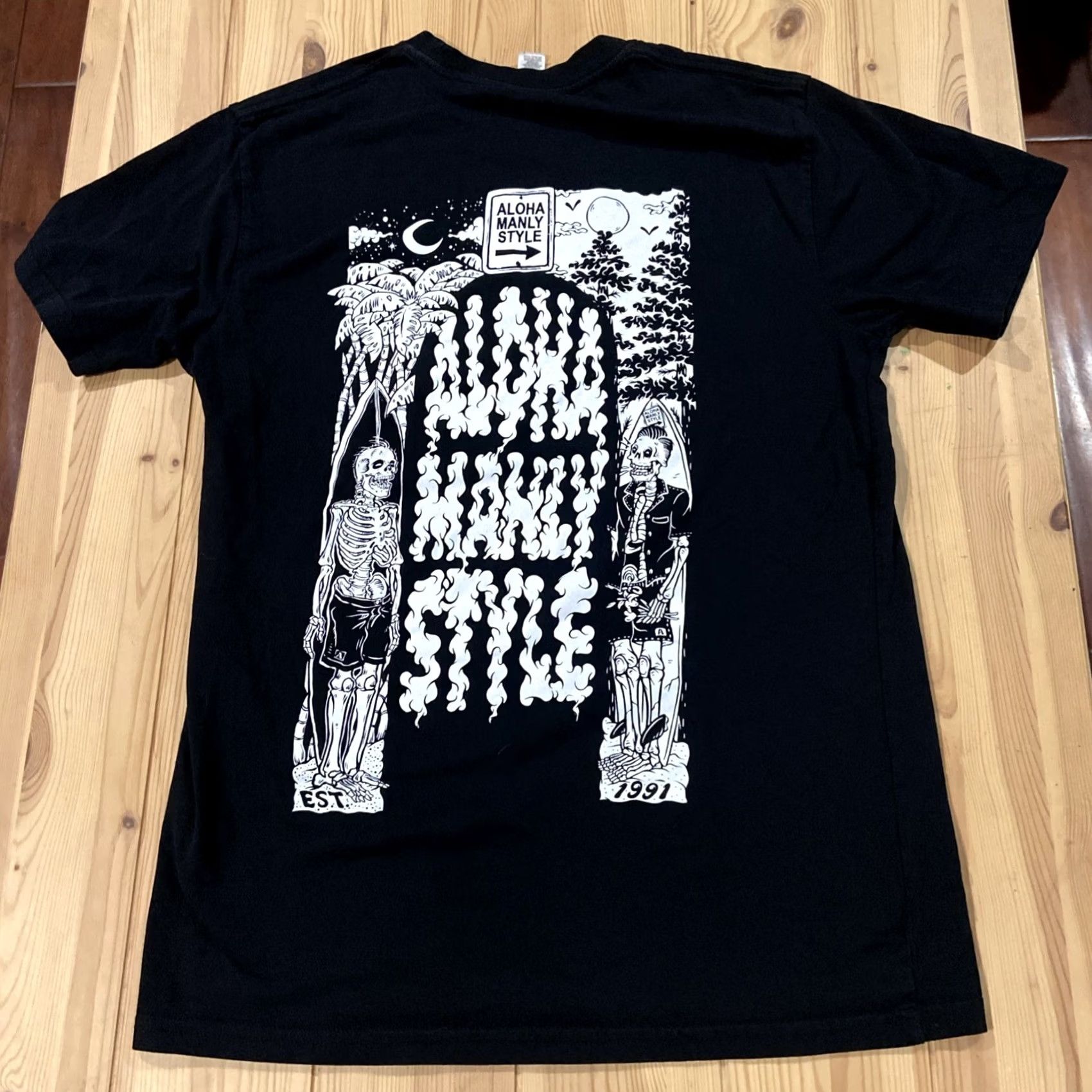 ALOHAS Bull Pal Mentalben Kentaro Yoshida T Shirt Aloha Beach Hawaiian Manly Style Surf Medium Mens Black Crew Neck Short Sleeve Graphic Tee Shirt M Size US M / EU 48-50 / 2 - 7 Thumbnail