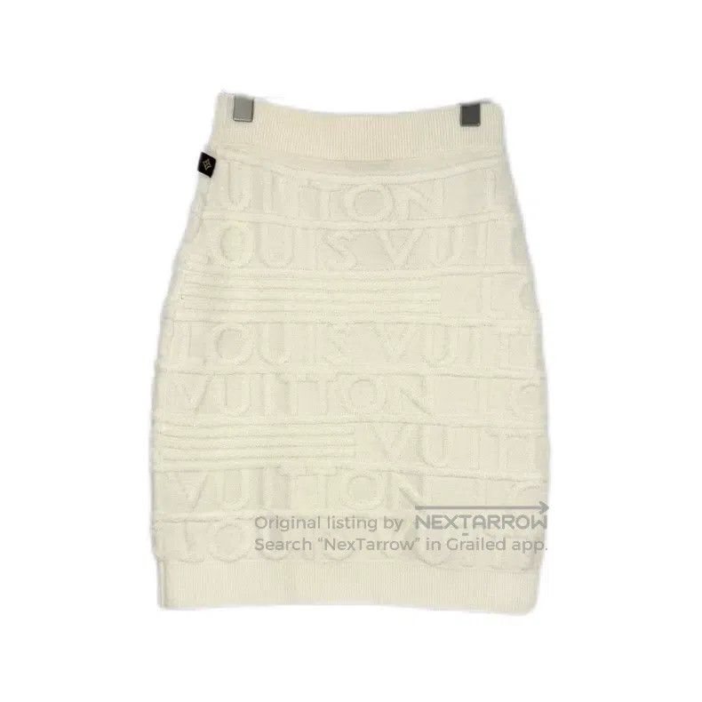 Other Louis Vuitton size s White monogrammed logo sheepskin nylon Size 24" / US 00 / IT 34 - 2 Thumbnail