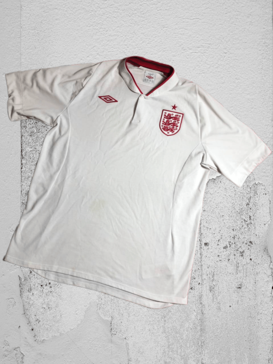 Umbro × Vintage Vintage England Umbro soccer jersey Size US M / EU 48-50 / 2 - 1 Thumbnail