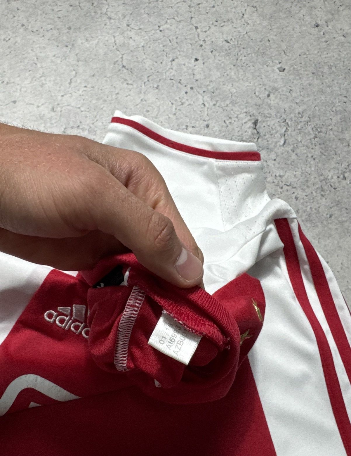 Adidas Adidas FC Ajax Amsterdam 2016/2017 Soccer Jersey Vintage Size US S / EU 44-46 / 1 - 8 Thumbnail