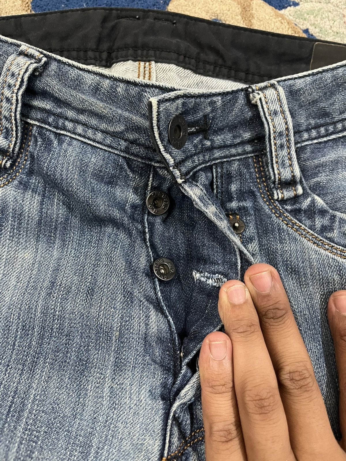 Diesel × Diesel Black Gold Vintage Diesel Embroidded Distressed Denim Size US 31 - 11 Thumbnail