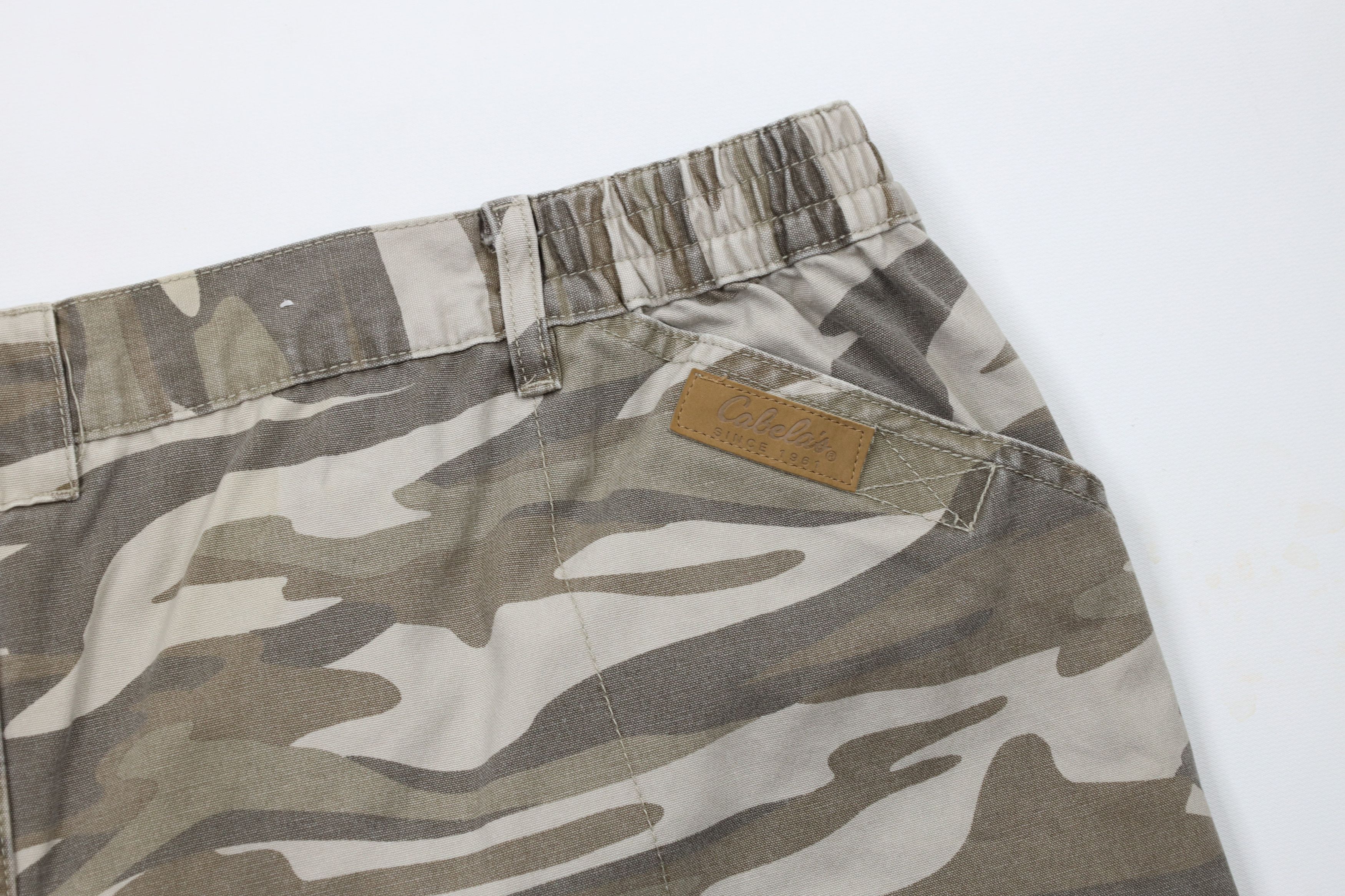 Cabelas × Vintage Vintage Cabelas Heavyweight Camouflage Cargo Shorts Cotton Size US 44 / EU 60 - 9 Thumbnail