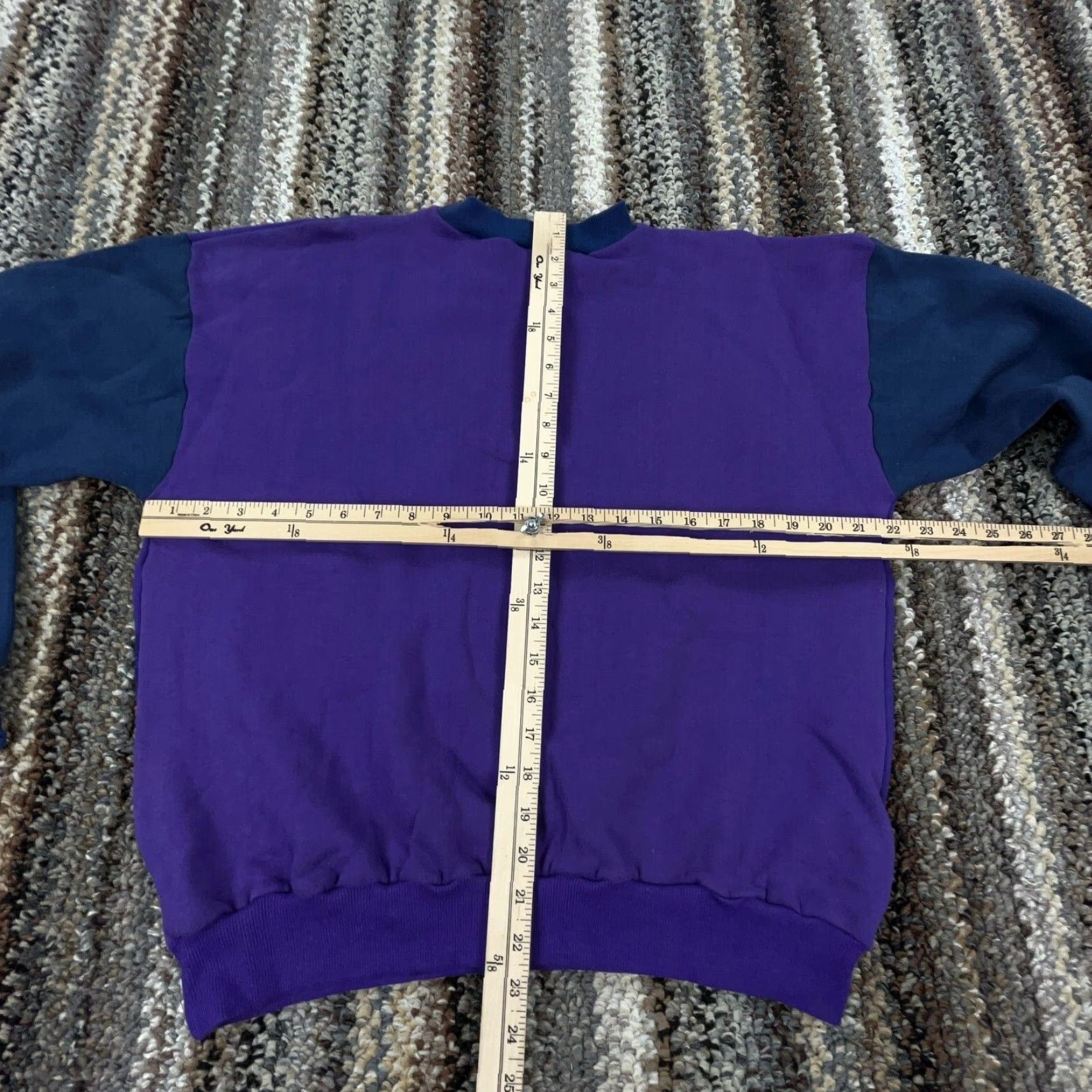 Vintage VINTAGE Football Sweatshirt Men L Purple Crew Neck Logo 90s Y2K Deadstock Football Sweatshirt Men Purple Crew Neck Logo 90s Y2K Deadstock Size US L / EU 52-54 / 3 - 7 Thumbnail
