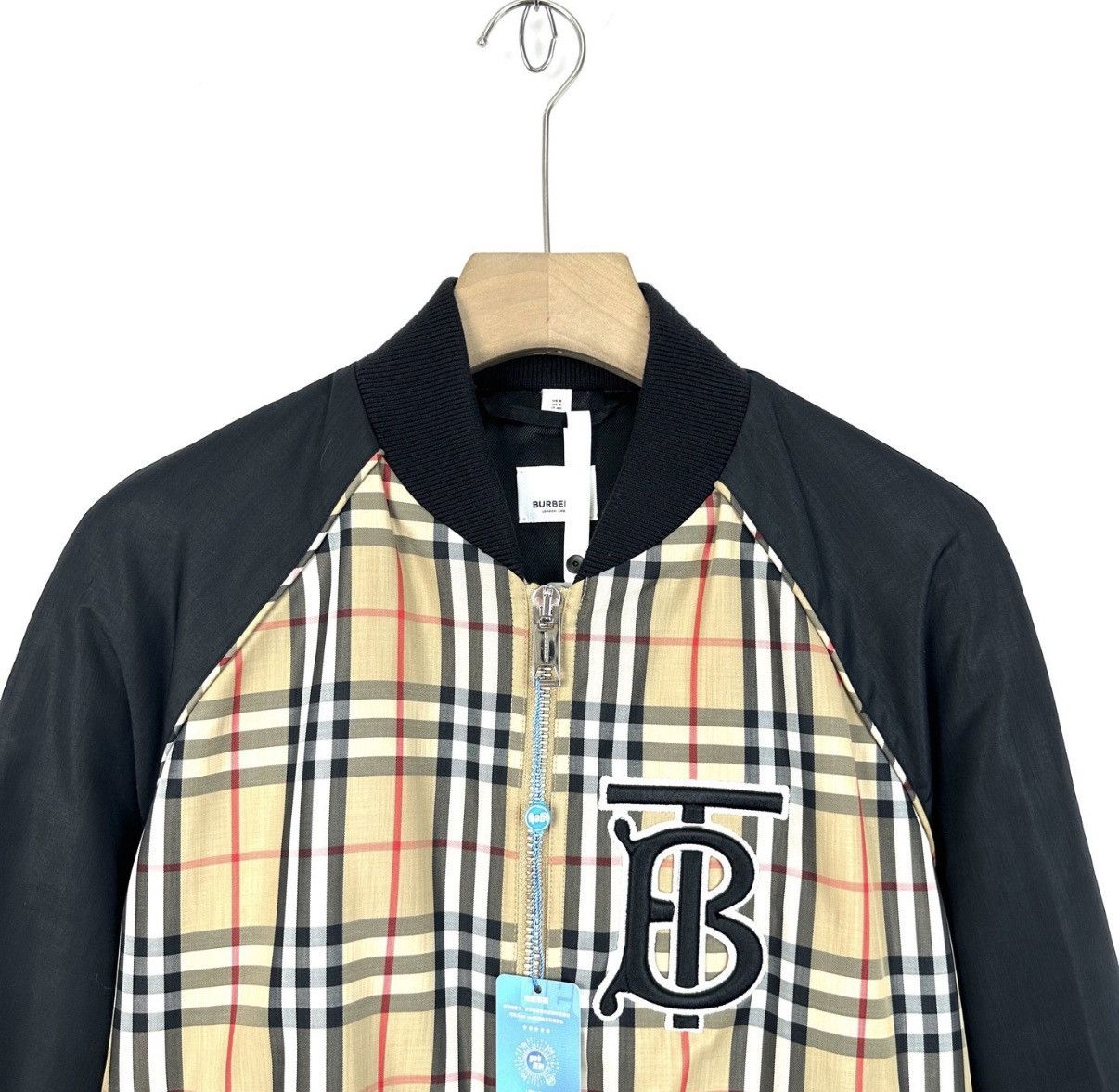 Burberry Burberry / Classic Khaki Panel Check Embroidered Jacket K12 Size M / US 6-8 / IT 42-44 - 3 Thumbnail