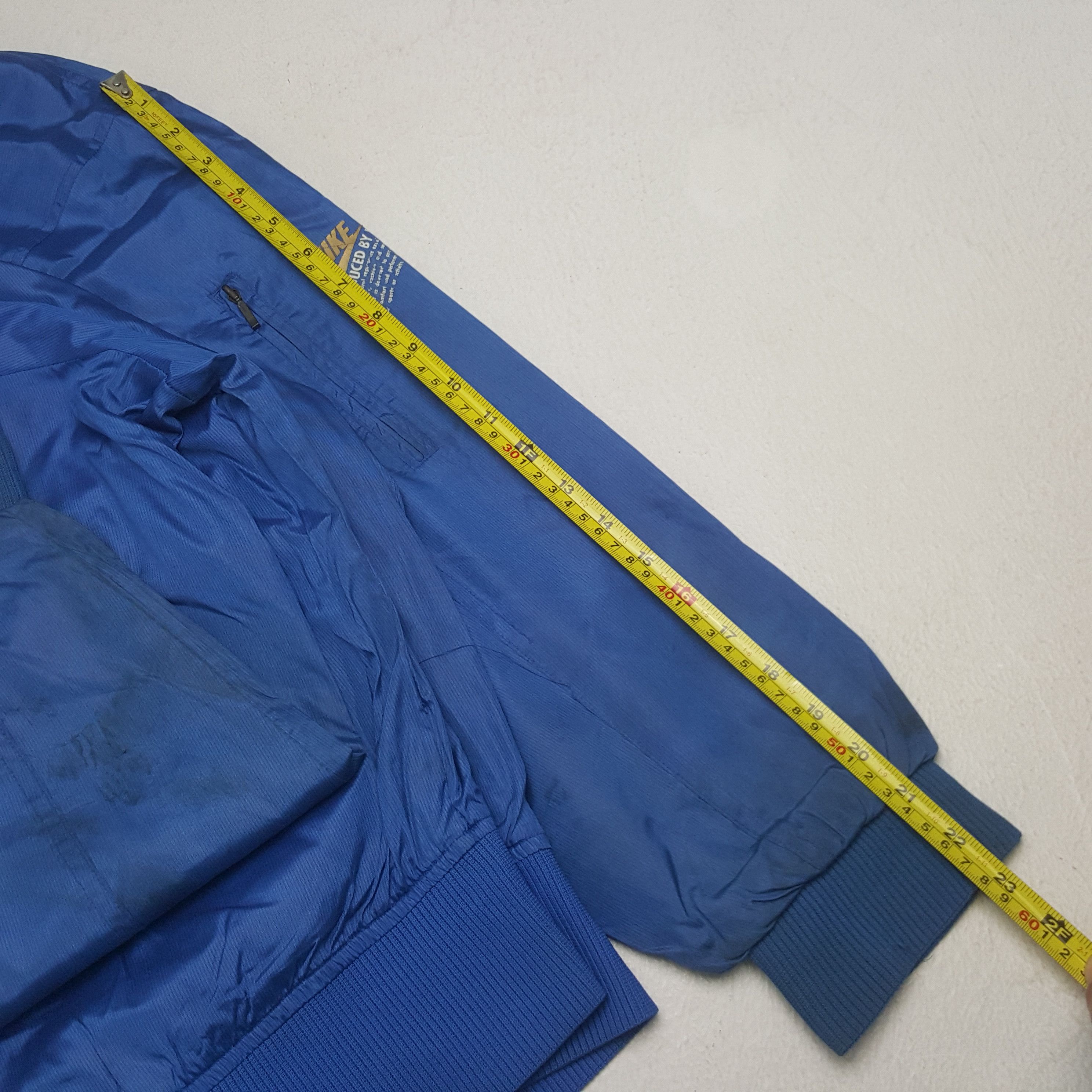 Nike Vintage Nike American Bombers Jacket RR22 Size US L / EU 52-54 / 3 - 6 Thumbnail