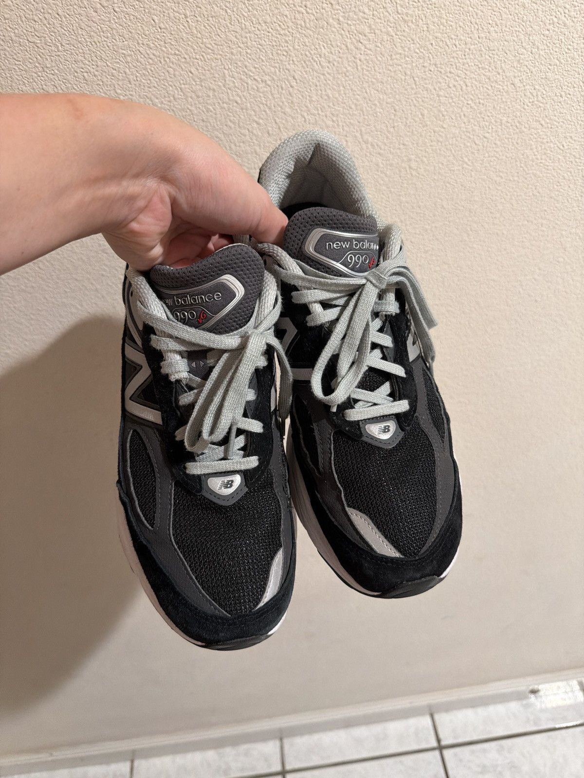 New Balance New balance 990v6 black Size US 10 / EU 43 - 4 Thumbnail
