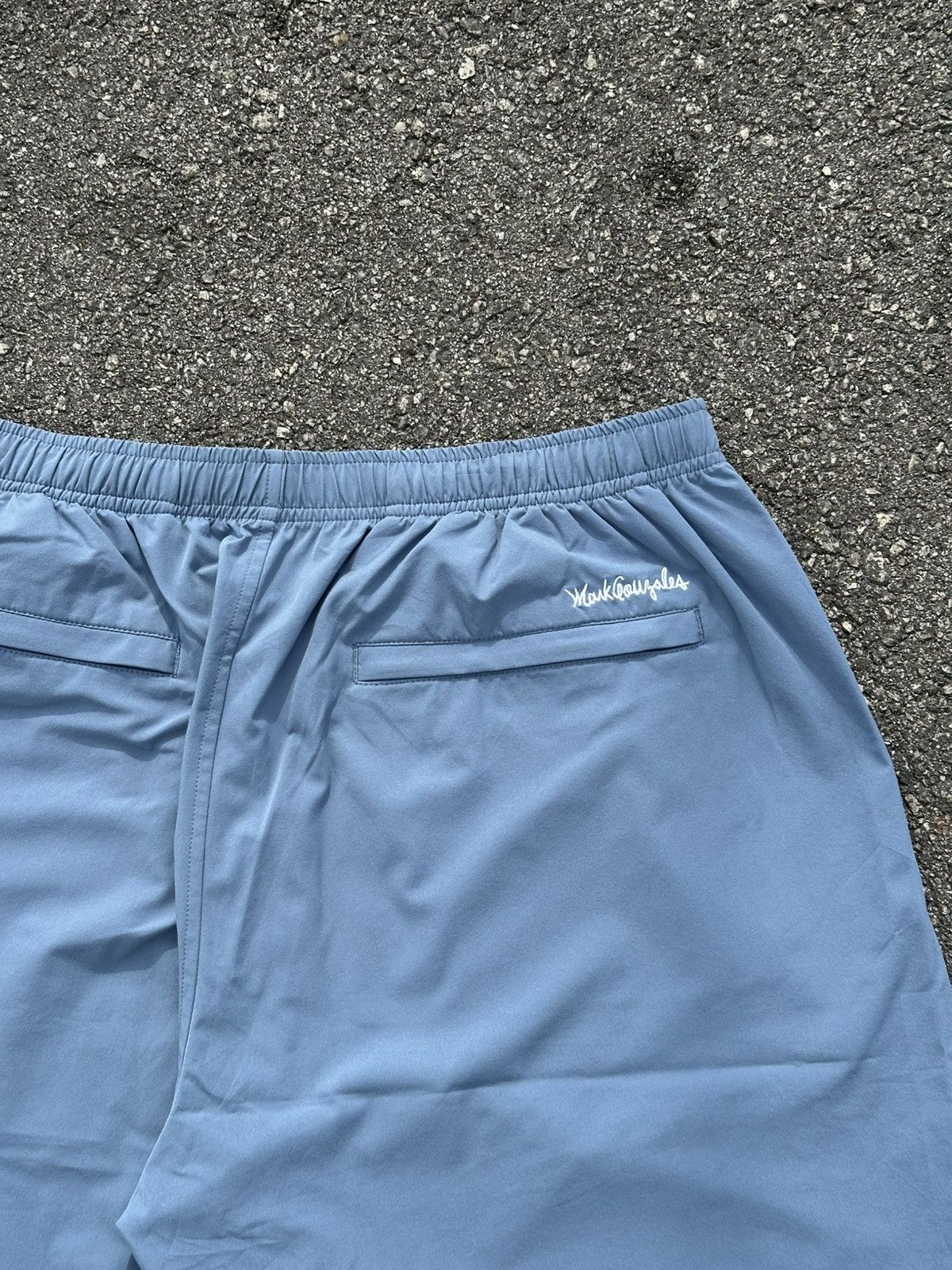 Shorty's Skateboards shorts featuring "MARK GONZALEZ" and "hang around". Size US 32 / EU 48 - 6 Thumbnail