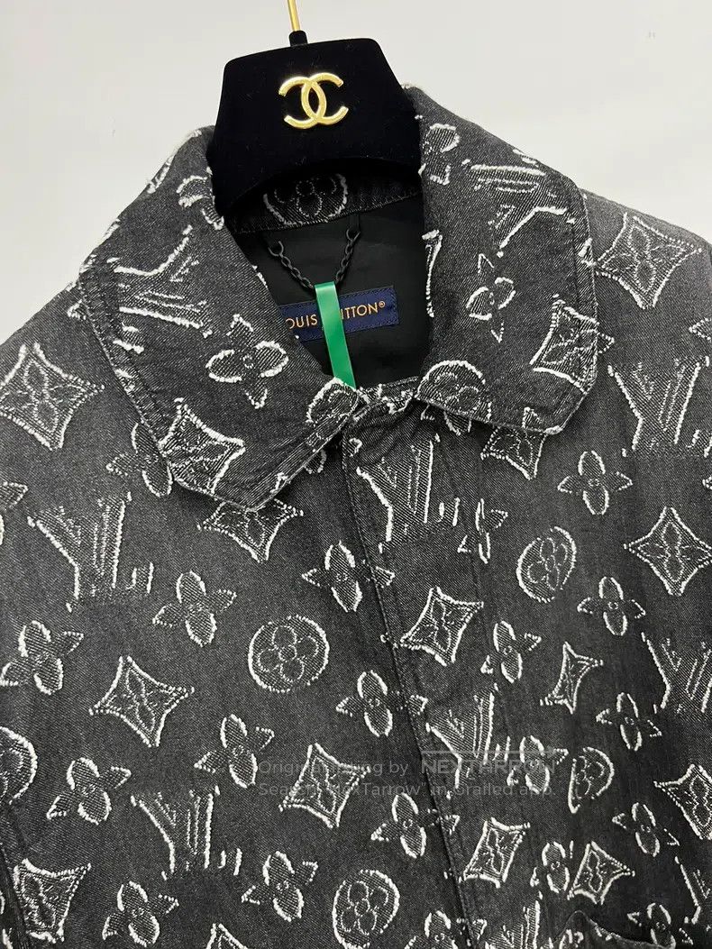Louis Vuitton Louis Vuitton Black Denim Full Print Washed Grey Logo Shir Size US S / EU 44-46 / 1 - 3 Thumbnail