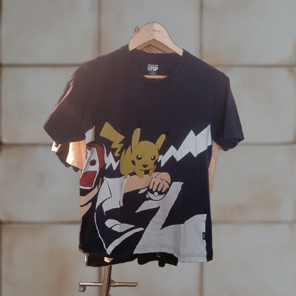 Uniqlo Uniqlo UTGP x Pokemon Mens Tee S ANIME Pikachu Ash Blue Graphic Print Crew Neck Short Sleeve T-Shirt Vintage? Size US S / EU 44-46 / 1 - 1 Thumbnail