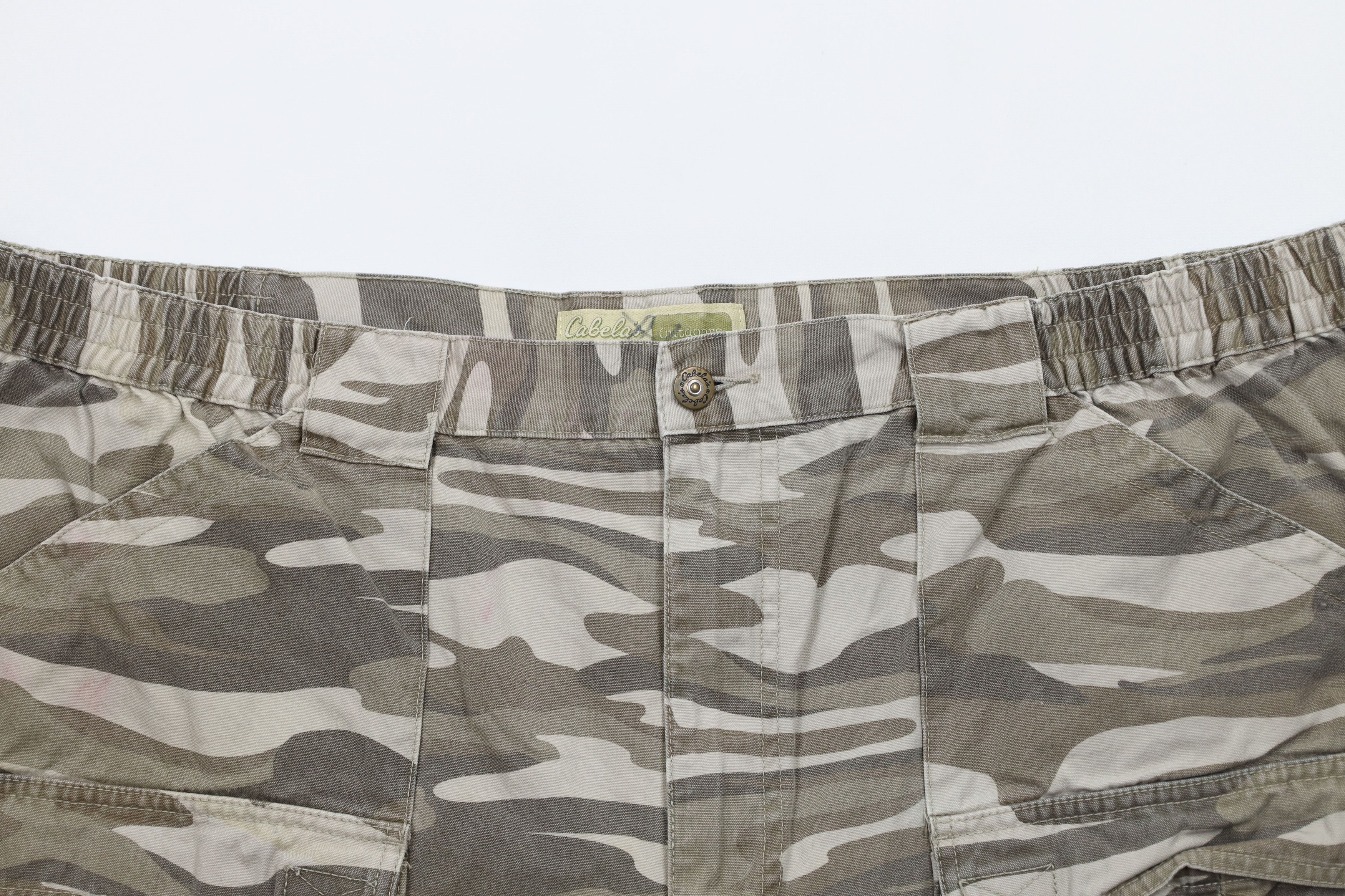 Cabelas × Vintage Vintage Cabelas Heavyweight Camouflage Cargo Shorts Cotton Size US 44 / EU 60 - 2 Thumbnail
