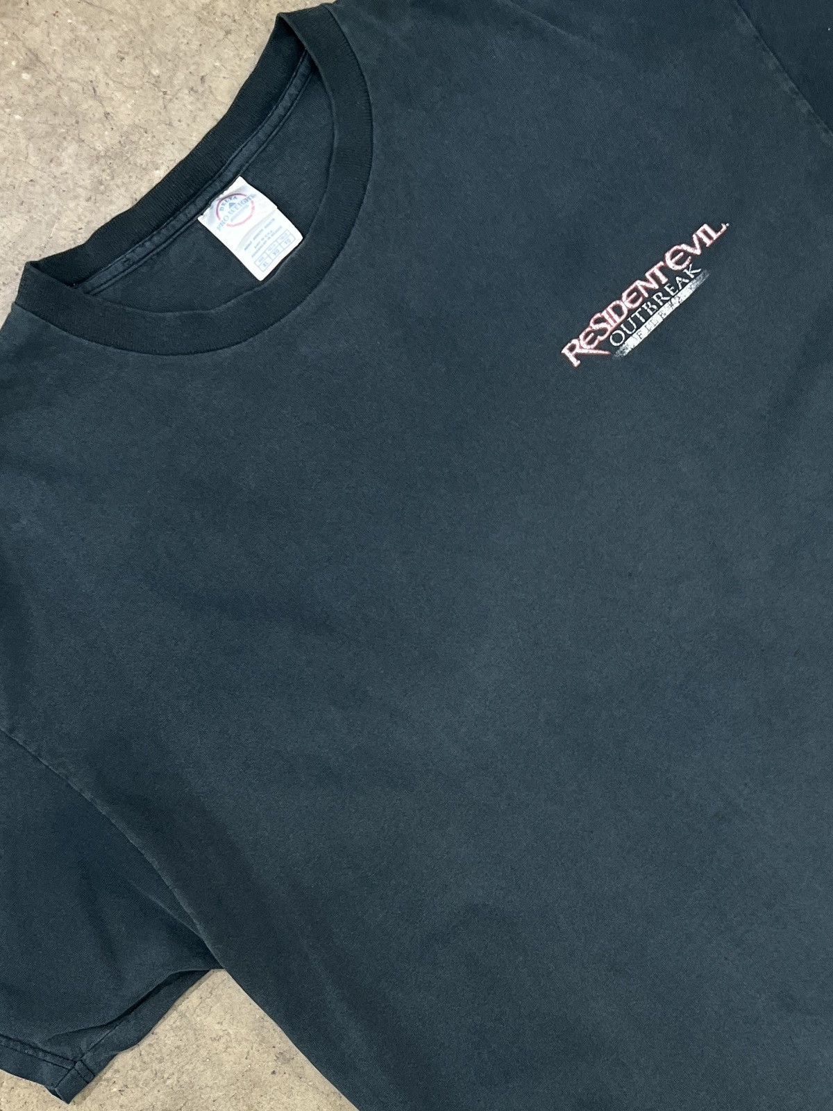 Vintage Vintage Resident Evil Outbreak File 2 Video Game Tee XL Size US XL / EU 56 / 4 - 4 Thumbnail