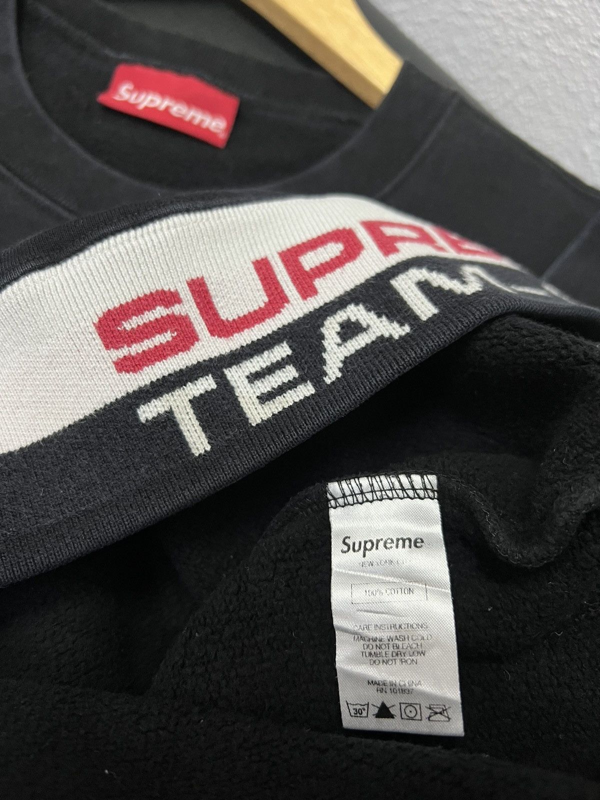 Supreme Supreme Sweatshirt Size US L / EU 52-54 / 3 - 8 Thumbnail