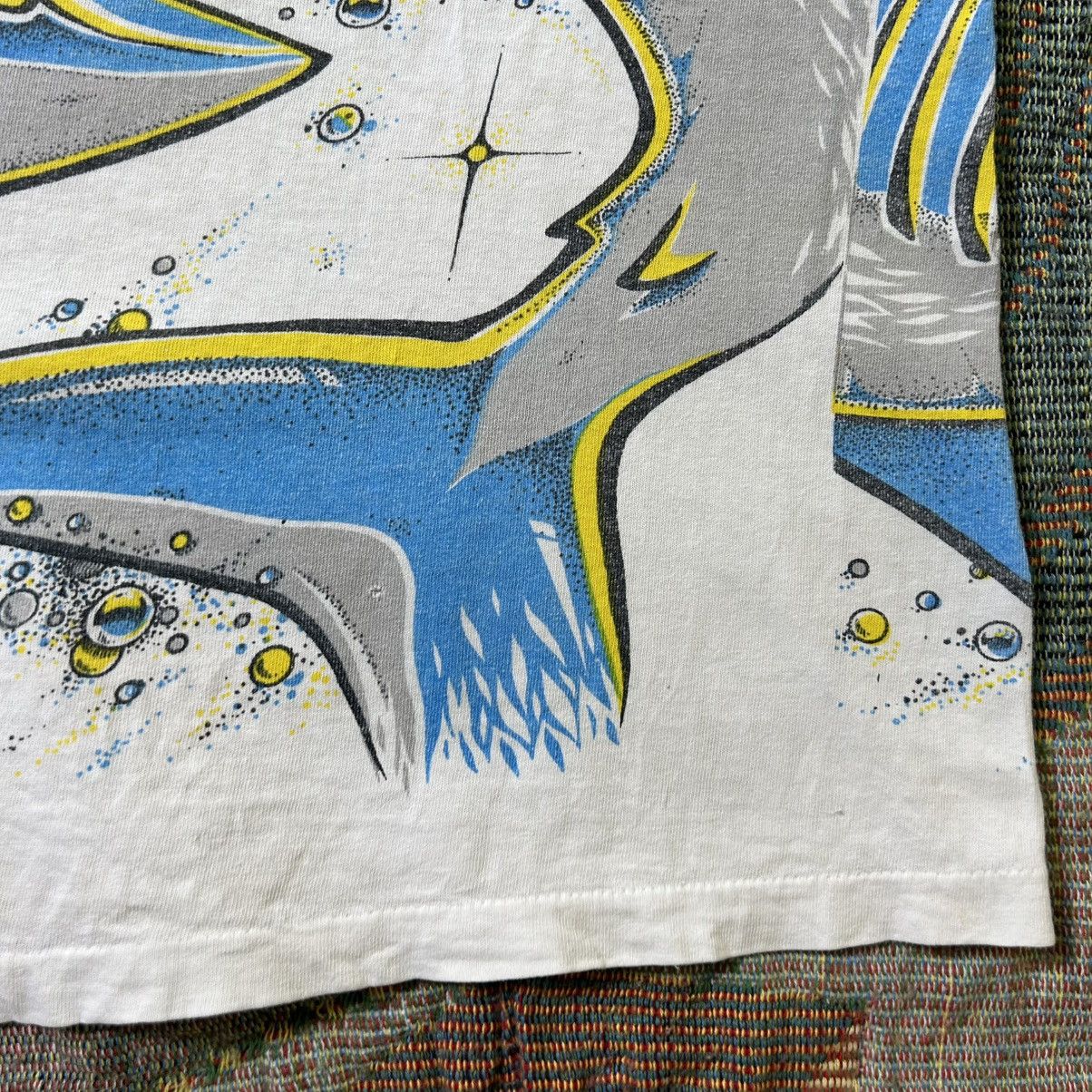 Vintage Vintage 90s Shark Ocean Over Print Graphic Tee Size US XL / EU 56 / 4 - 11 Thumbnail