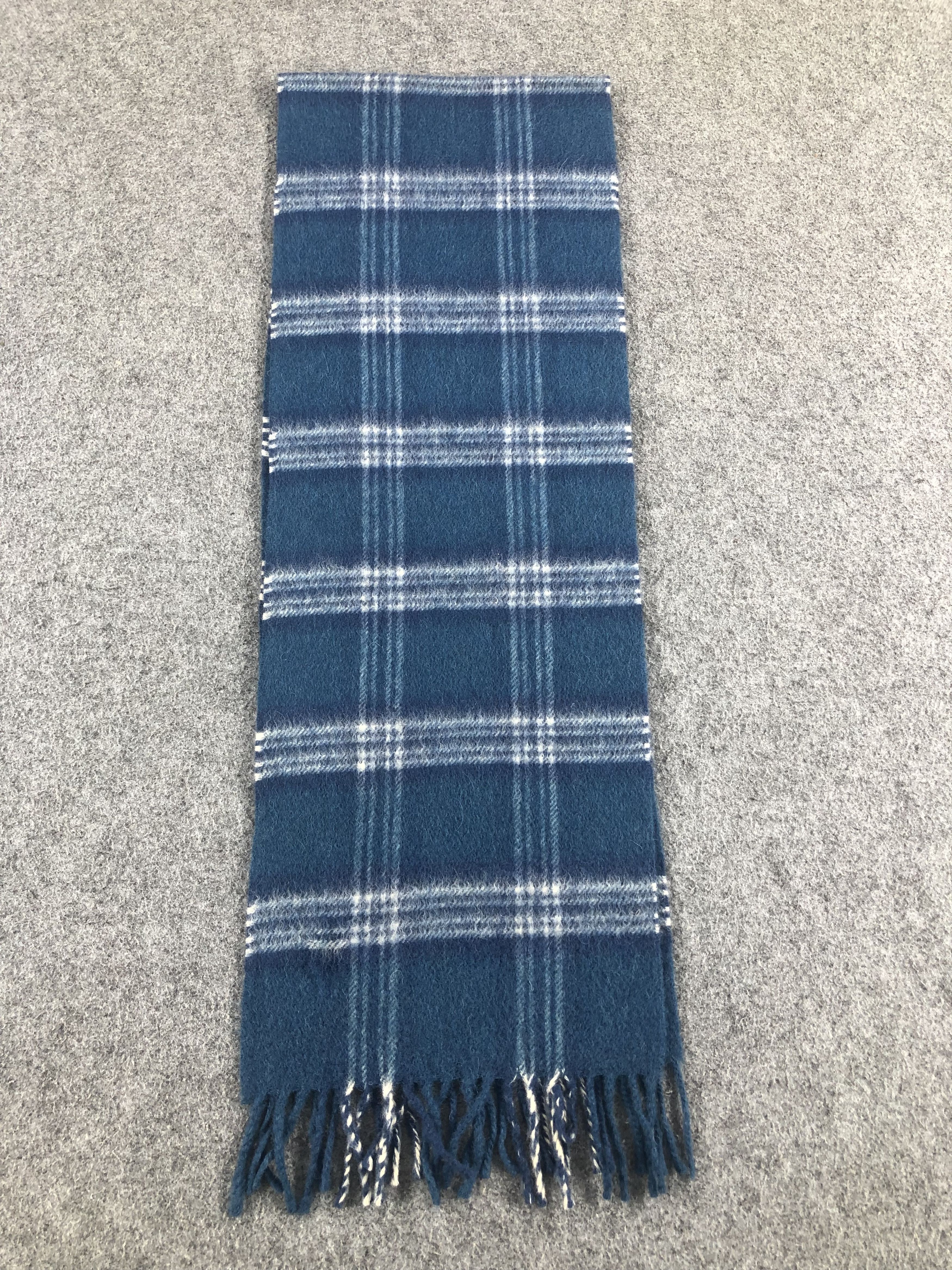 Johnstons Of Elgin Johnstons Of Elgin Cashmere Scarf / Muffler / Neckwear Size ONE SIZE - 2 Thumbnail