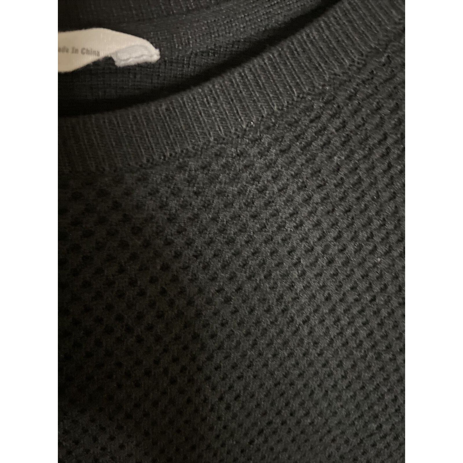 Athleta Athleta Sweater XXS Black Wool Blend Honeycomb Pullover Size XXS / US 00 / IT 34 - 2 Thumbnail