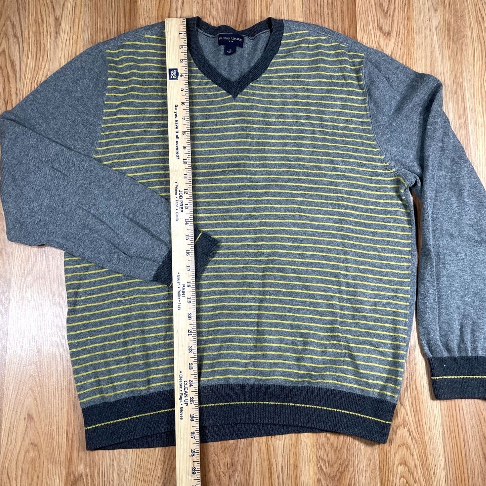 Banana Republic Banana Republic Sweater Men’s Extra Large Long Sleeve Pullover V-Neck Knit Shirt Size US XL / EU 56 / 4 - 3 Thumbnail