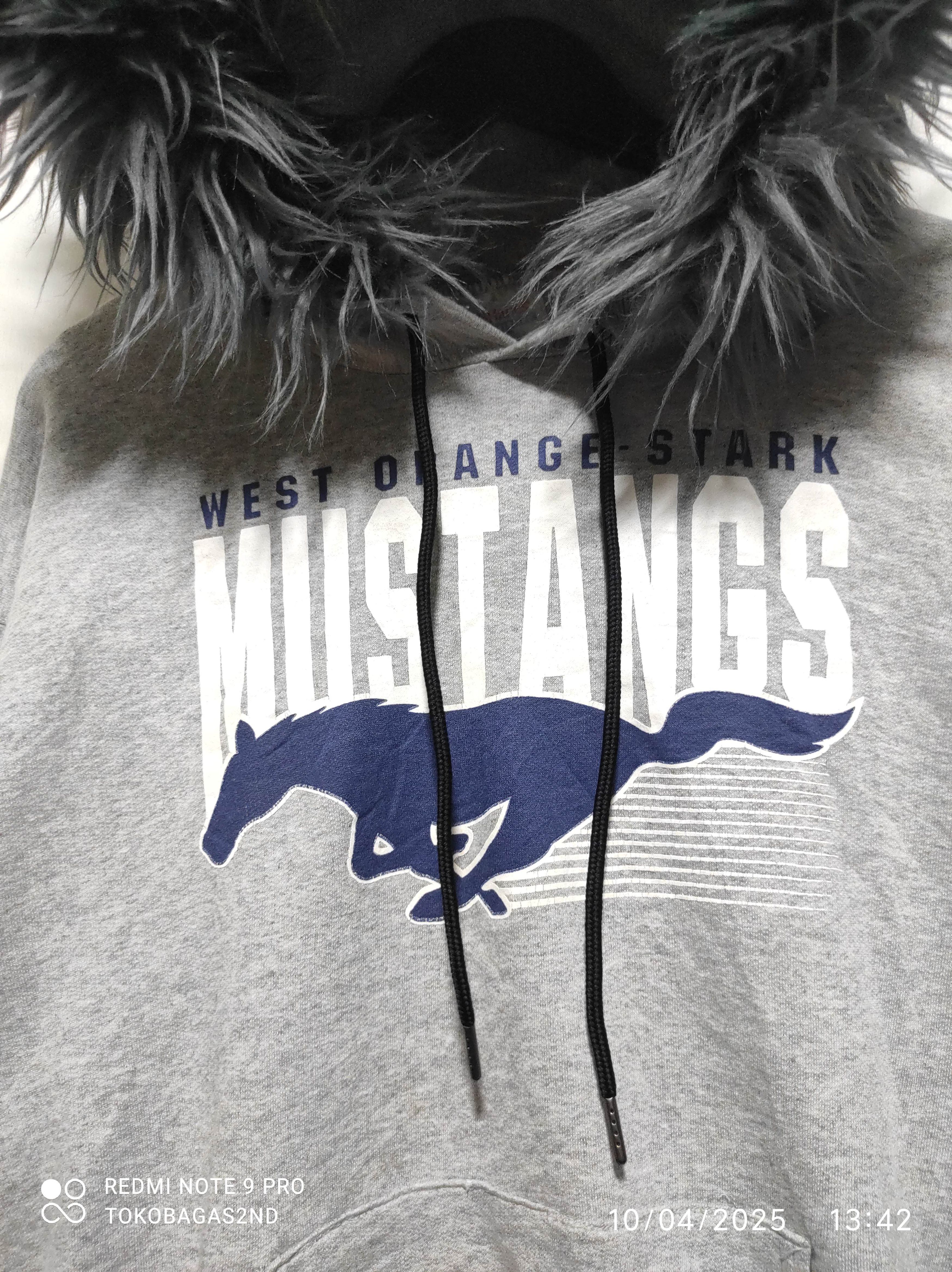 Vintage Vintage Mustang fur hoodie Size US M / EU 48-50 / 2 - 5 Thumbnail