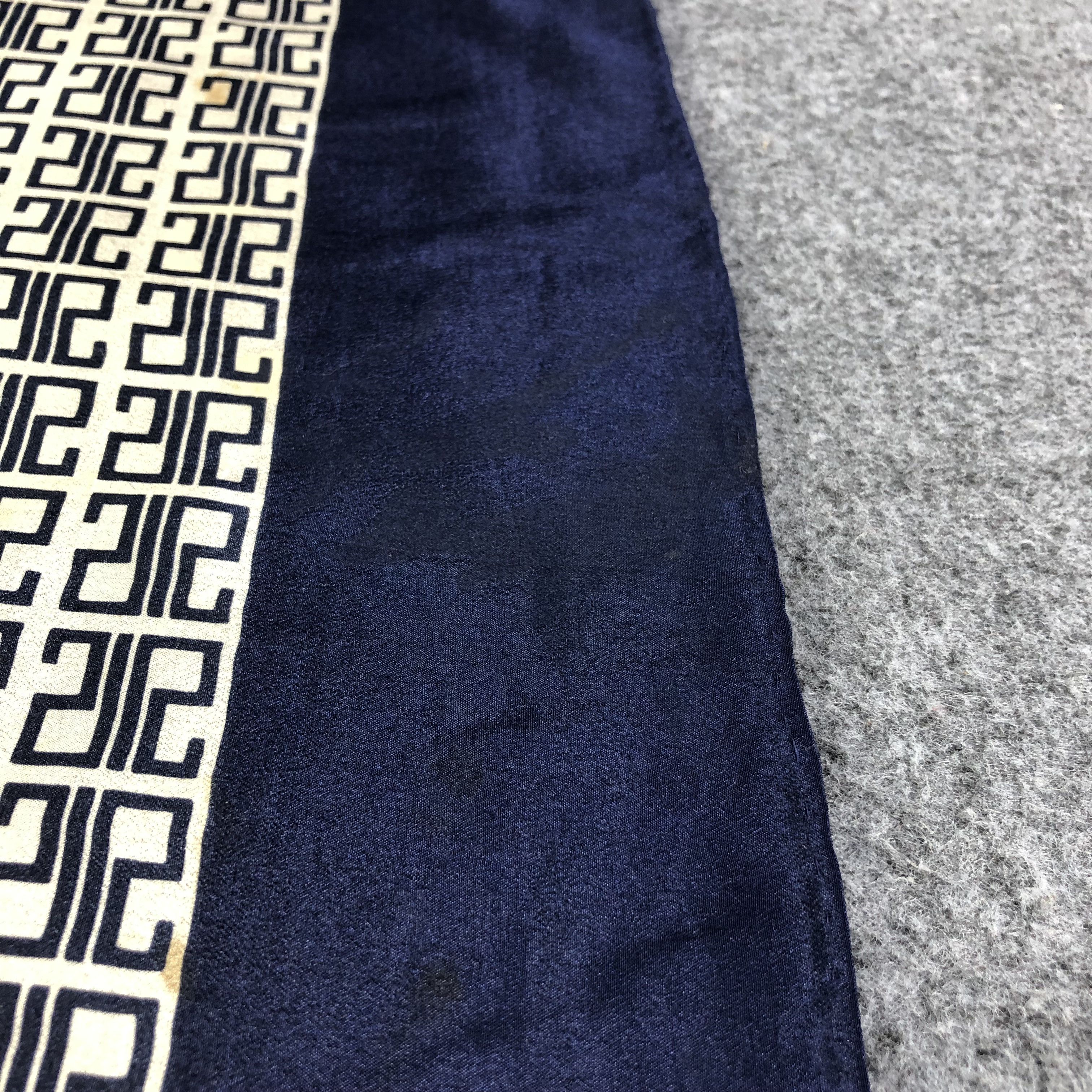 Vintage Vintage Des Champs Elysees Monogram Silk Scarf M681 Size ONE SIZE - 9 Thumbnail