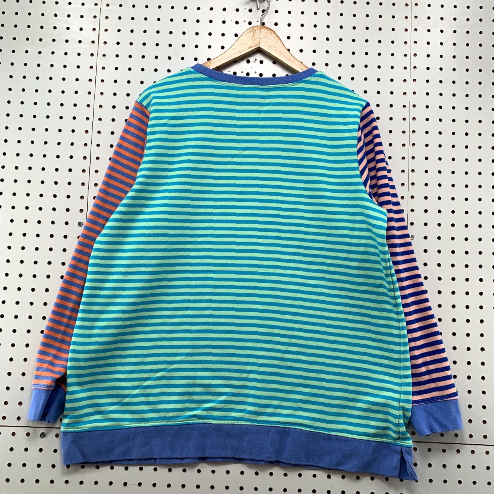 Lands' End Lands' End Serious Sweats Crewneck Sweatshirt Womens L Blue Happy Stripes 22.5x28 Size L / US 10 / IT 46 - 6 Thumbnail