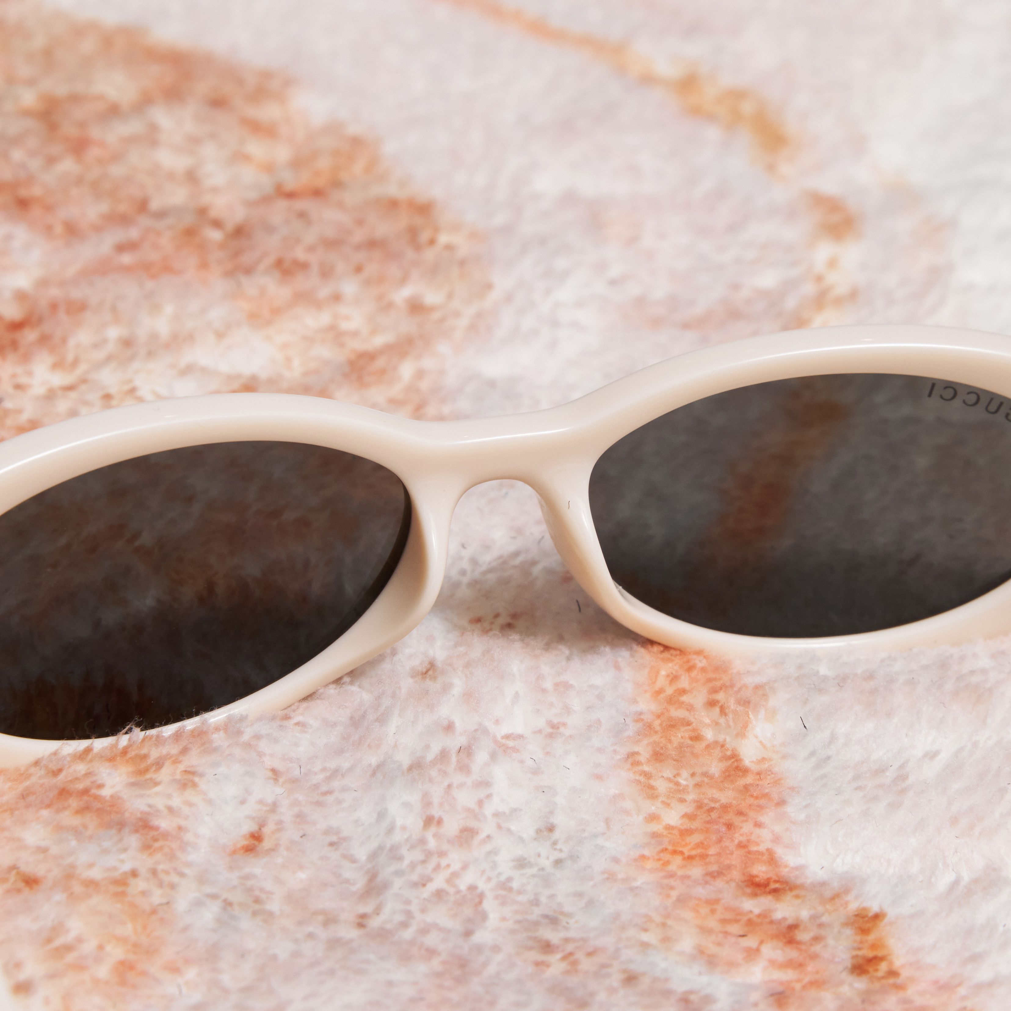 Gucci GUCCI GG1660S 004 Sunglasses WHITE Size ONE SIZE - 2 Thumbnail