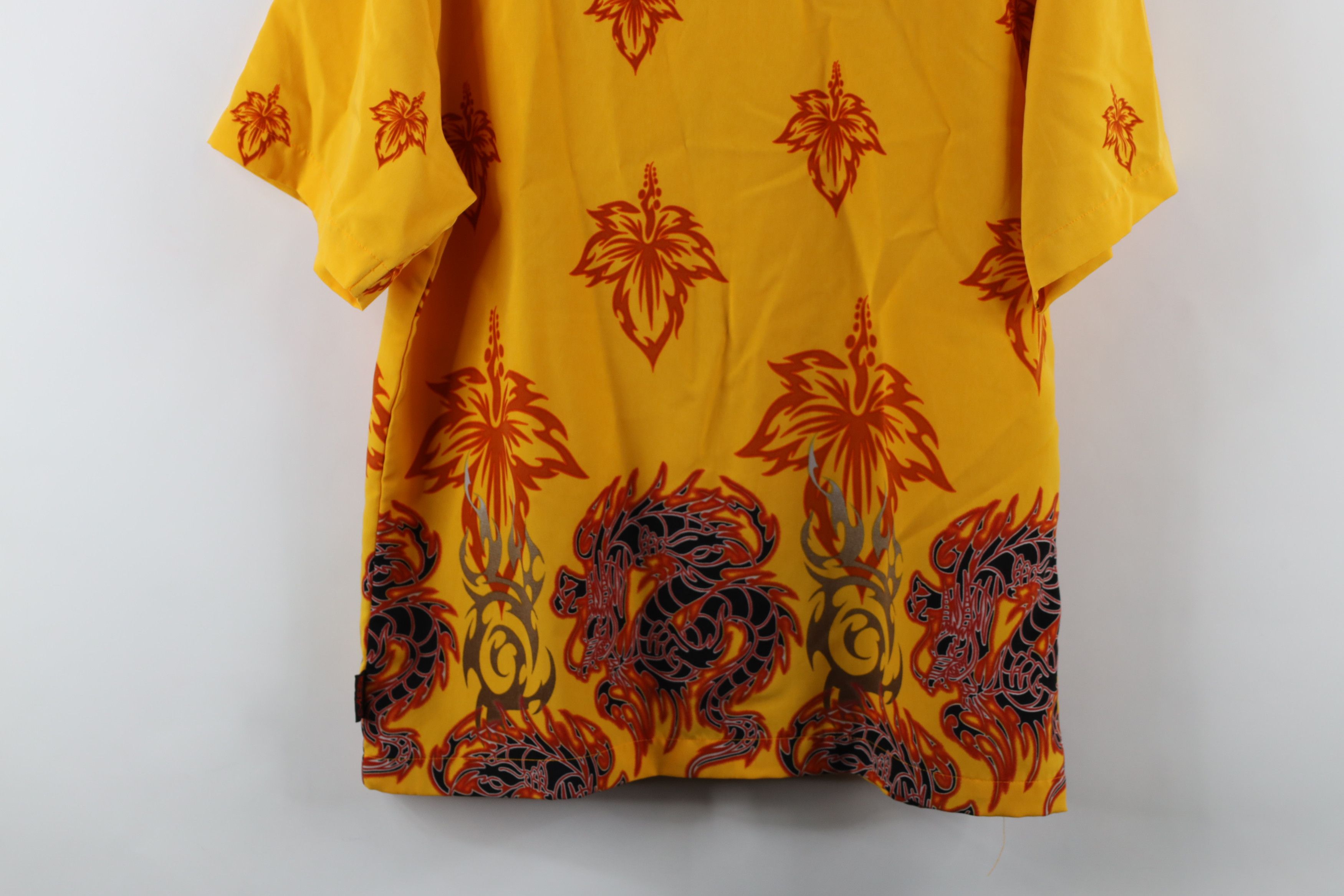 Vintage Vintage 90s Streetwear Fire Camp Collared Button Shirt Size US S / EU 44-46 / 1 - 10 Thumbnail