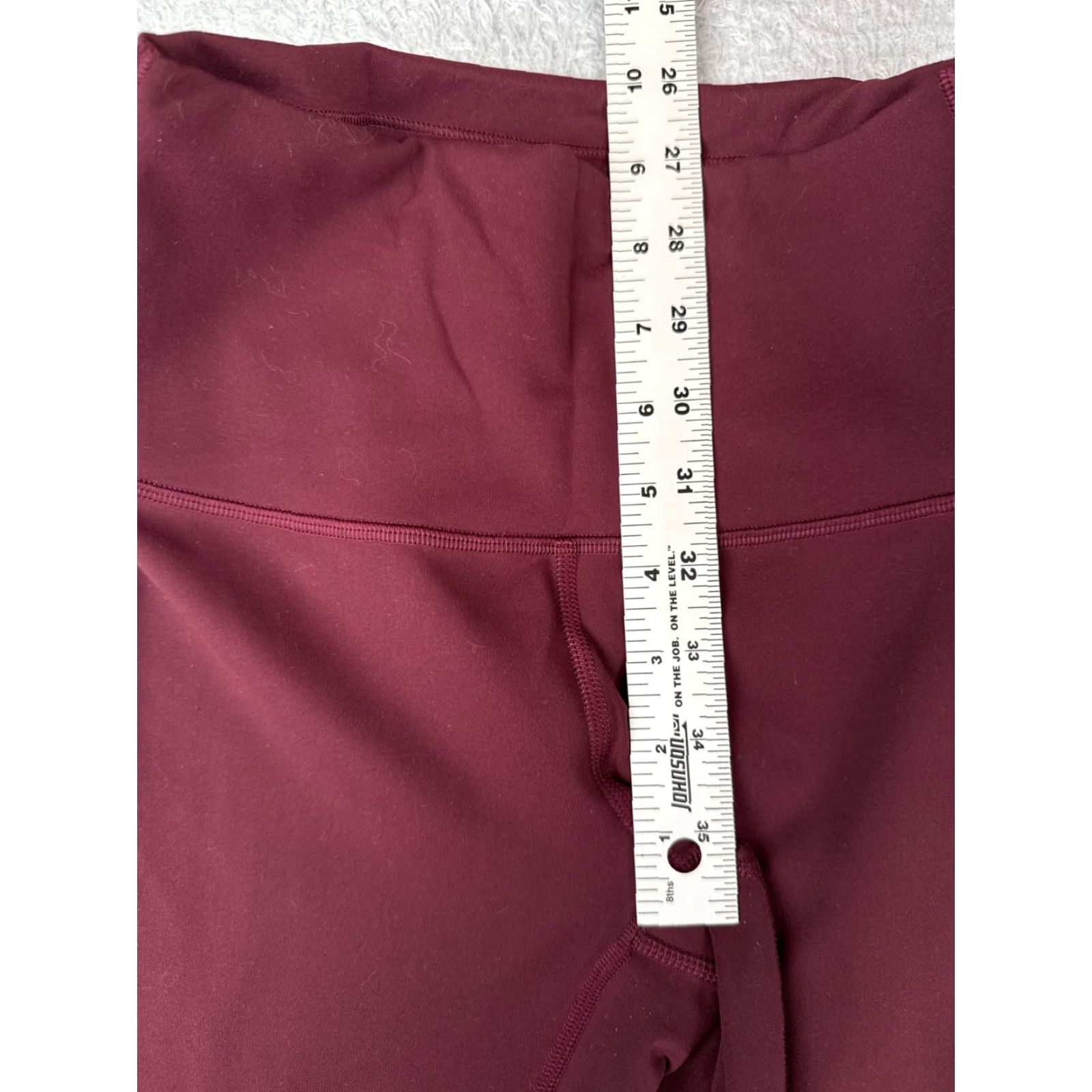 Lululemon VINTAGE Lululemon Leggings Womens 4 Activewear Skinny Yoga 25" Red Athleisure Size 27" / US 4 / IT 40 - 7 Thumbnail
