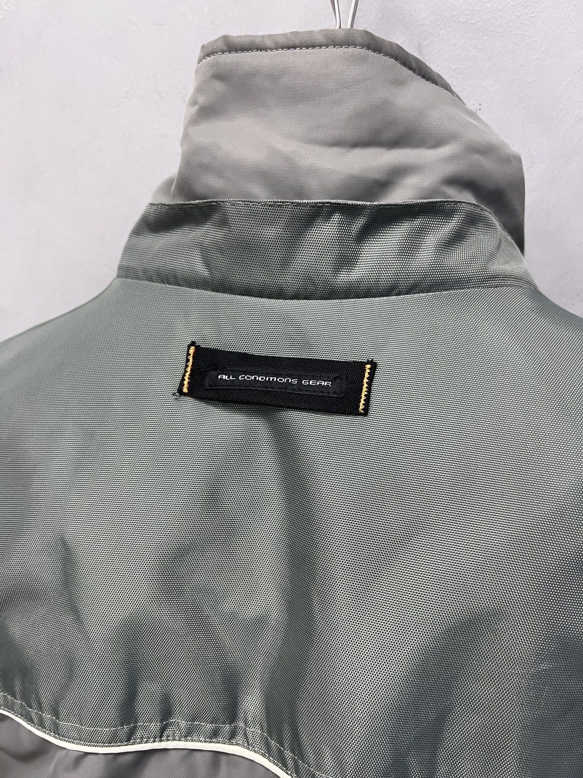 Nike ACG Vintage Nike ACG Down Gore-Tex Jacket Nylon ski board Y2K Size US L / EU 52-54 / 3 - 10 Thumbnail