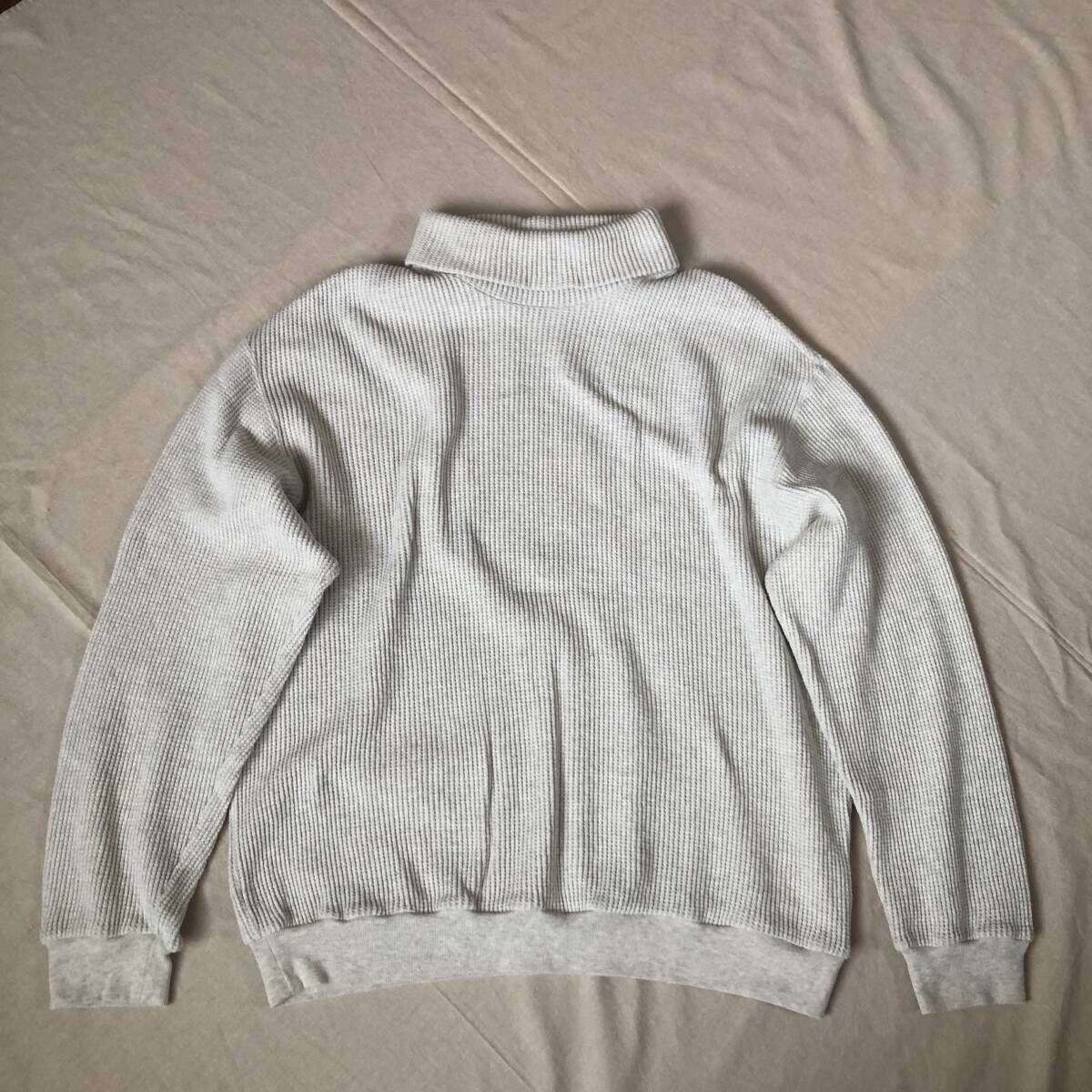 UNIVERSAL PRODUCTS. Waffle Turtleneck Sweater (Japan) Size US L / EU 52-54 / 3 - 3 Thumbnail