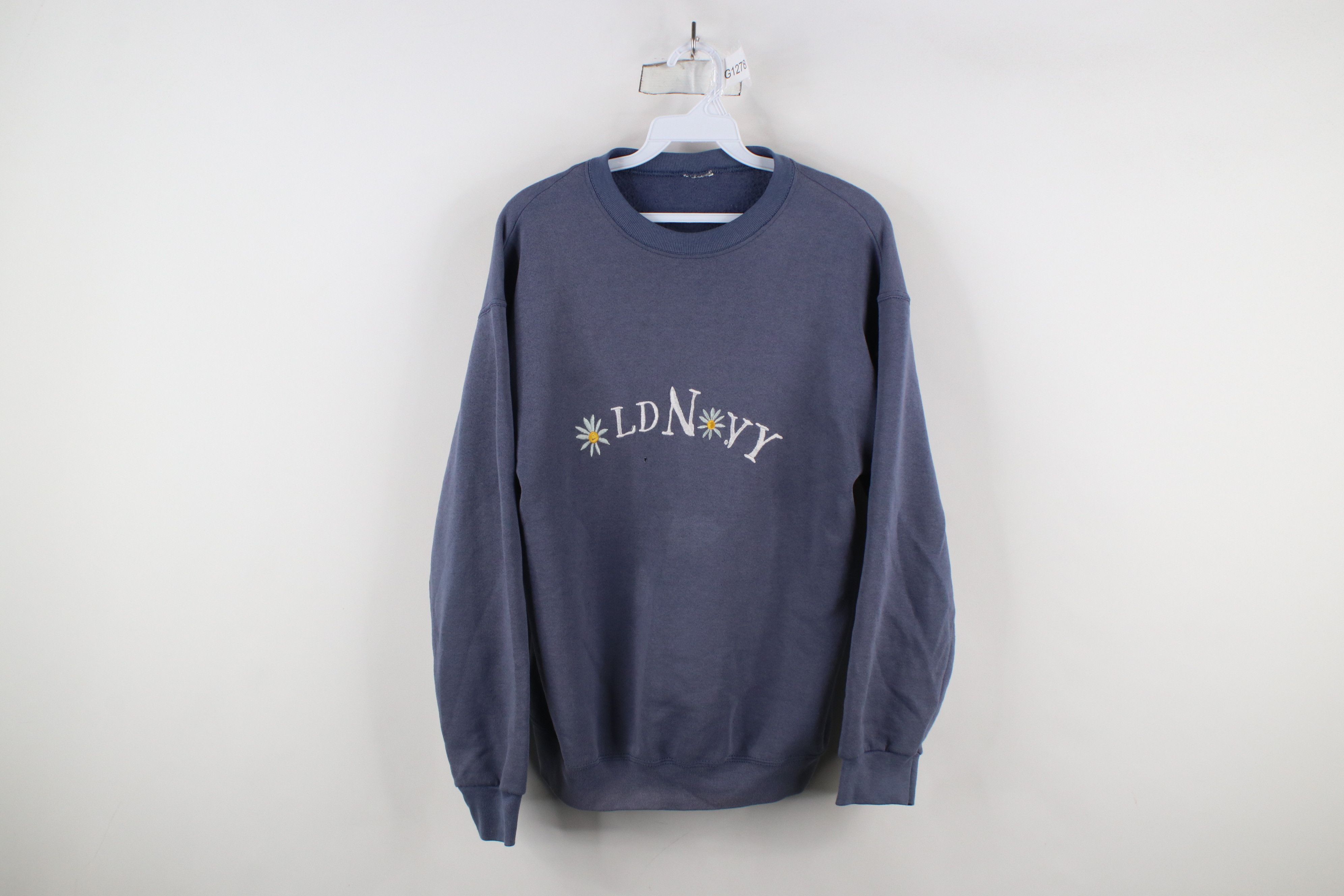 Vintage Vintage 90s Old Navy Spell Out Crewneck Sweatshirt Blue Size M / US 6-8 / IT 42-44 - 1 Thumbnail