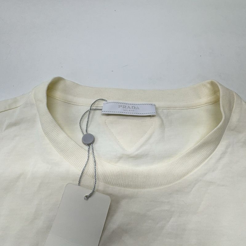 Prada Prada Casual Minimalist TShirt-2506 Size US L / EU 52-54 / 3 - 6 Thumbnail