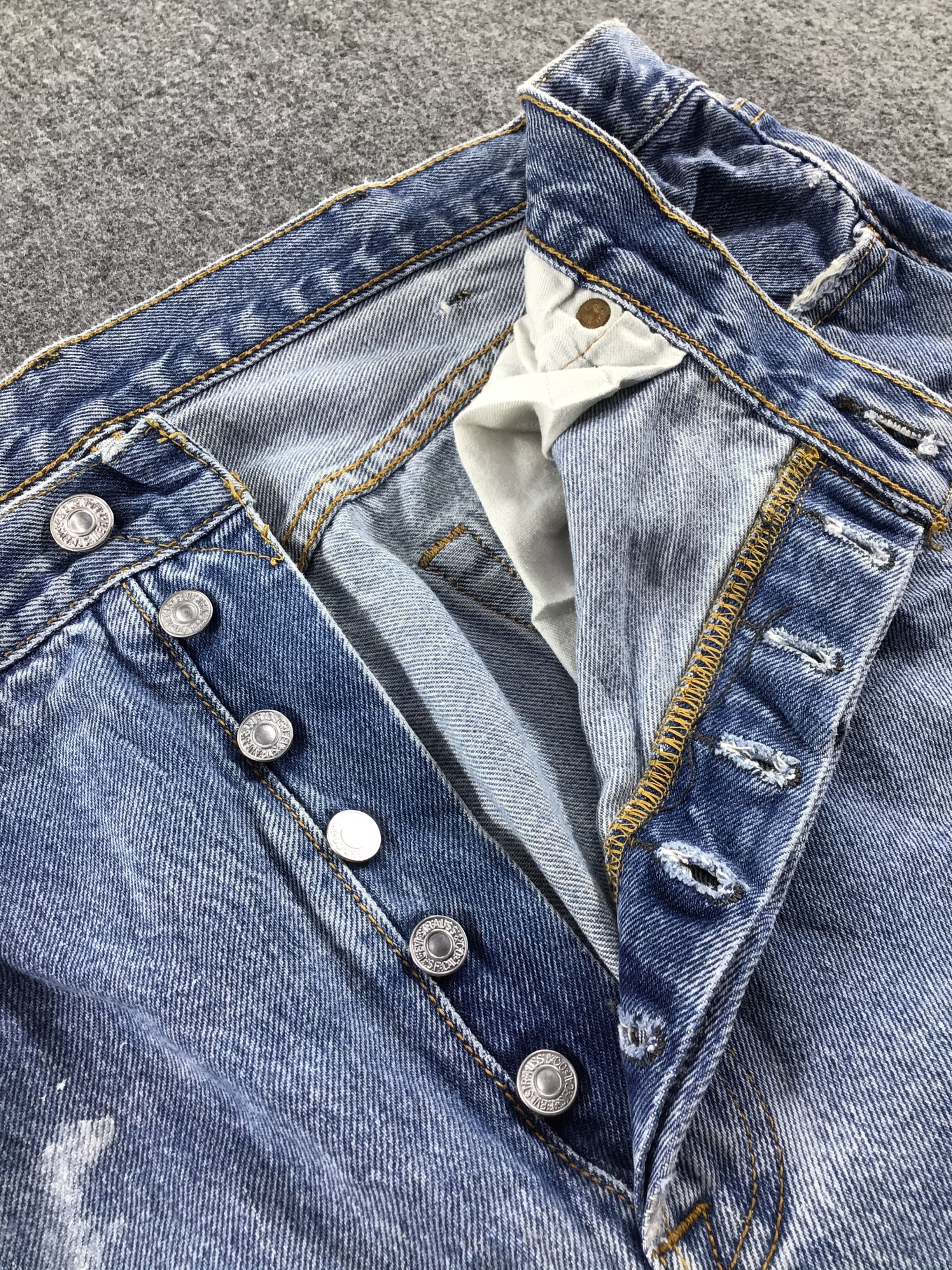 Levi's Vintage Levis 501 Jeans Stone Wash Denim -J344 Size US 37 - 7 Thumbnail