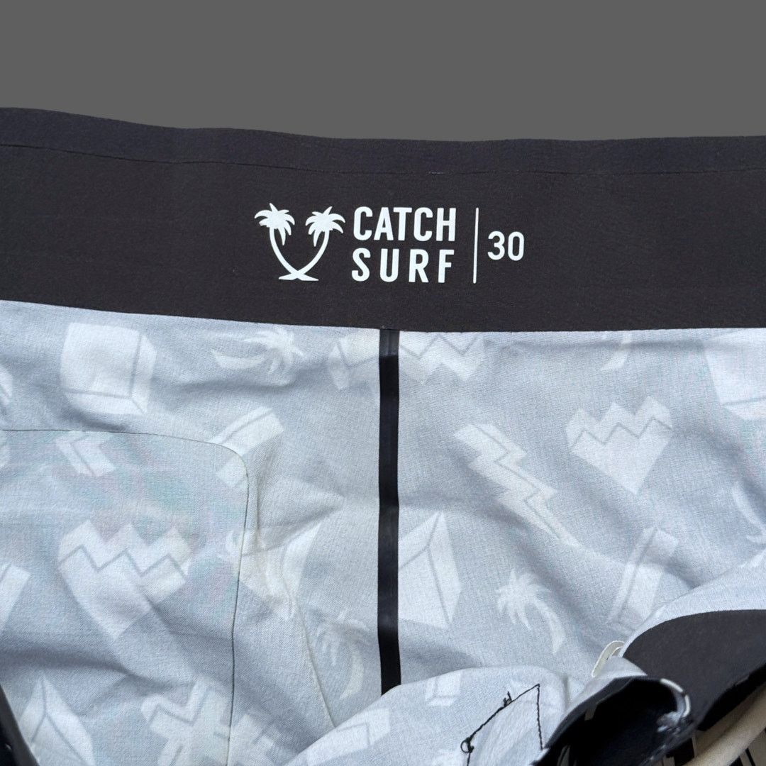 Other Catch Surf Performance Feel Patterned Boardshort Size 30 GUC Size US 30 / EU 46 - 4 Thumbnail