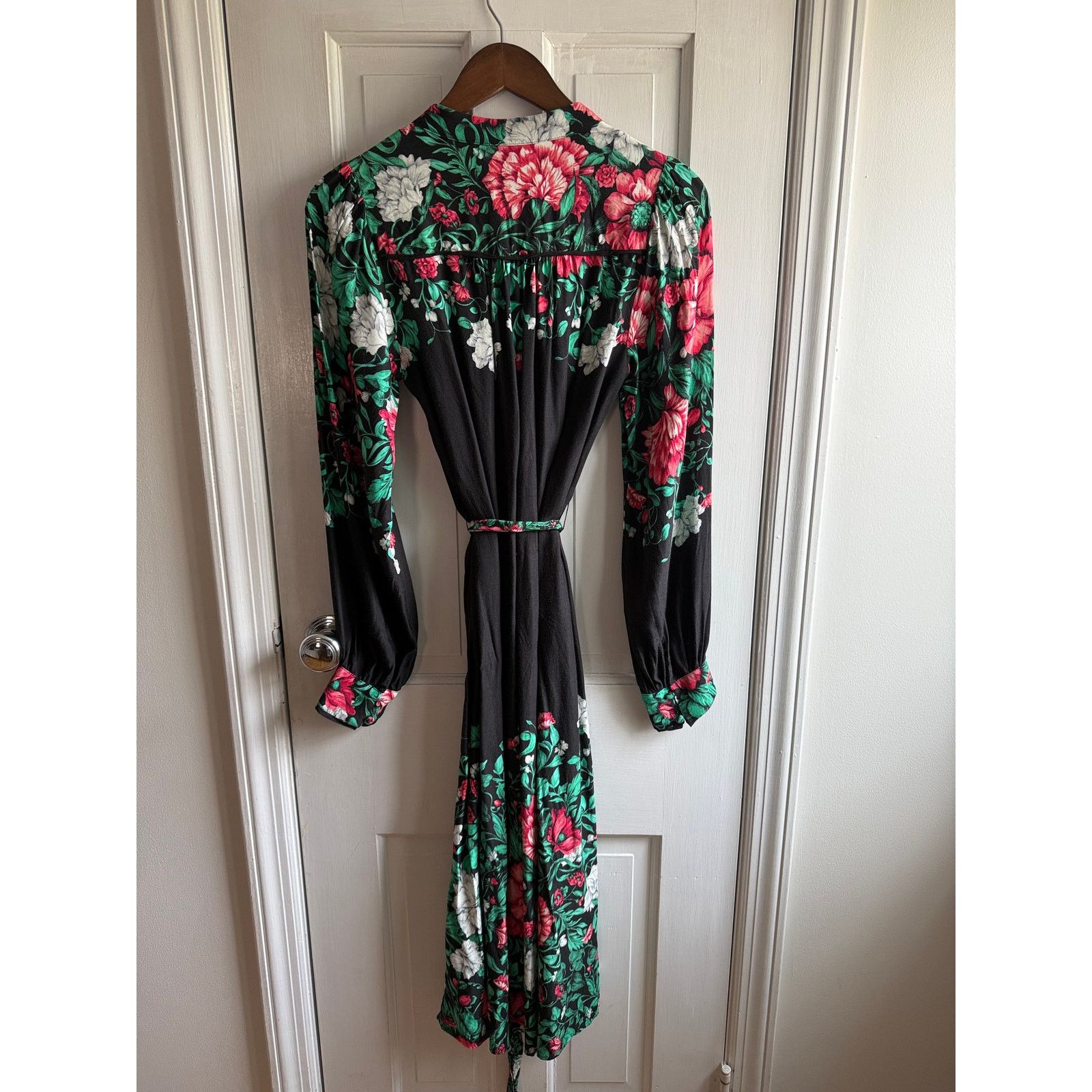 Anthropologie Anthropologie Black Floral Long Sleeve Dress - Green/Pink Size S / US 4 / IT 40 - 4 Thumbnail