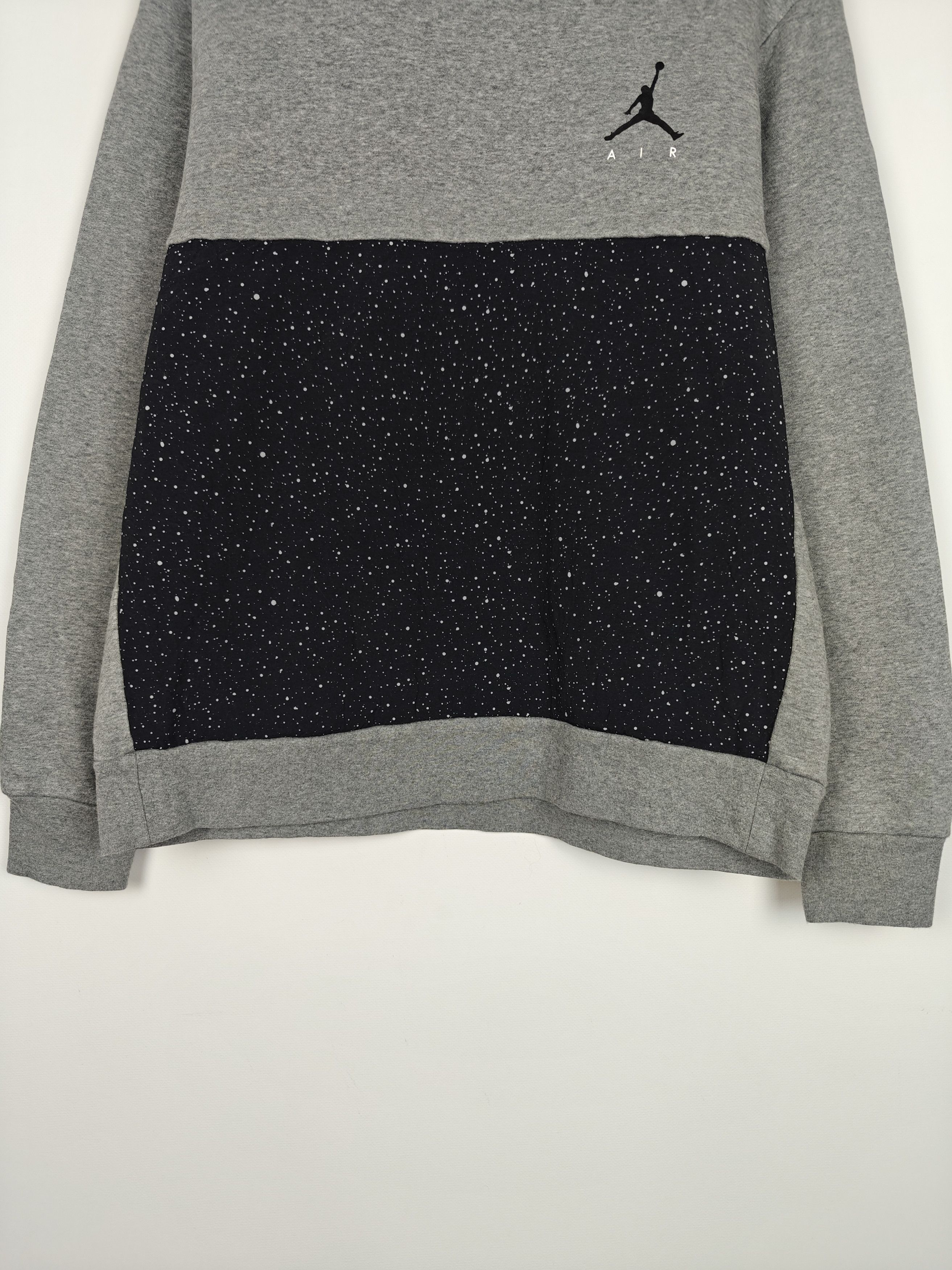 Jordan Brand Nike Air Jordan Sweatshirt Crewneck Pullover Gray size L Size US L / EU 52-54 / 3 - 3 Thumbnail
