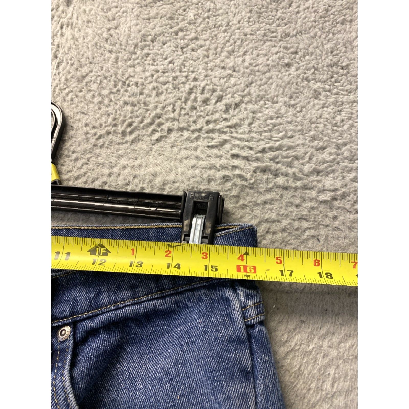 Wrangler VINTAGE Wrangler Jeans Mens 32x29 Straight Leg Denim 5-Pocket Zip Blue Cotton Workwear Classic Mens Size US 32 / EU 48 - 4 Thumbnail